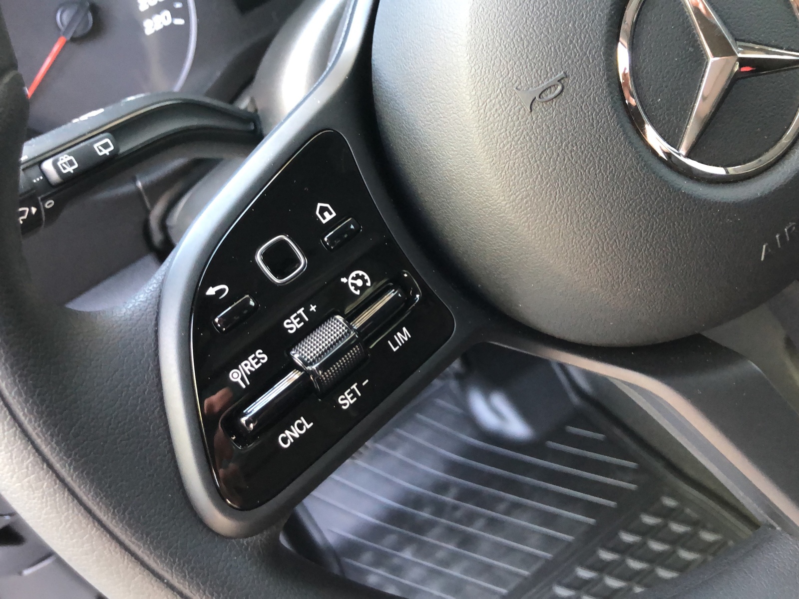 MERCEDES-BENZ Citan 110 CDI Base-image-14