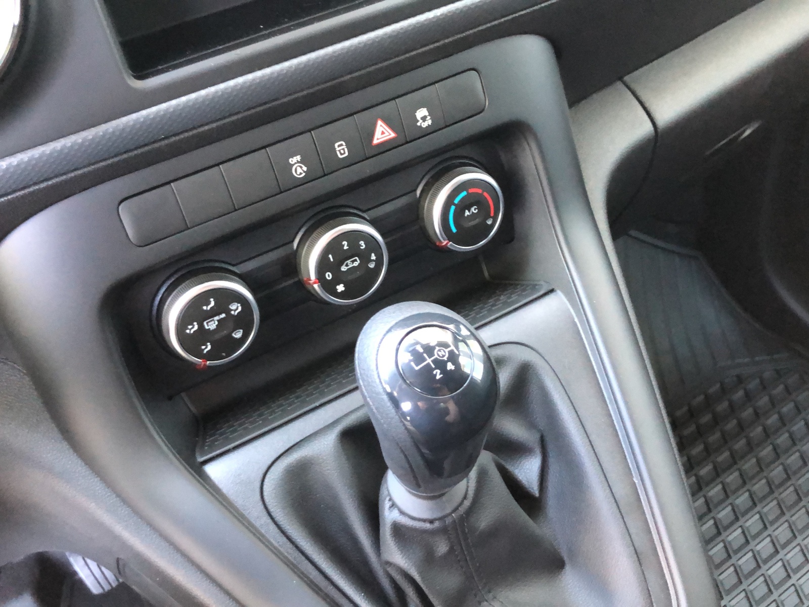 MERCEDES-BENZ Citan 110 CDI Base-image-9