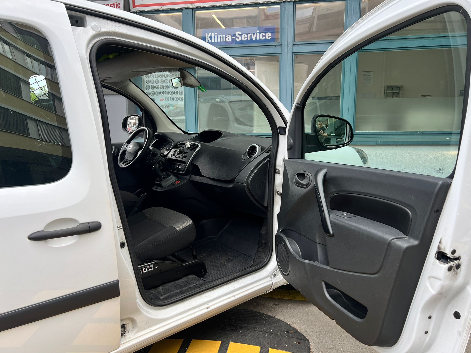 RENAULT Kangoo Maxi dCi 90 ENERGY Access 2 Pl./2 pl.-image-6