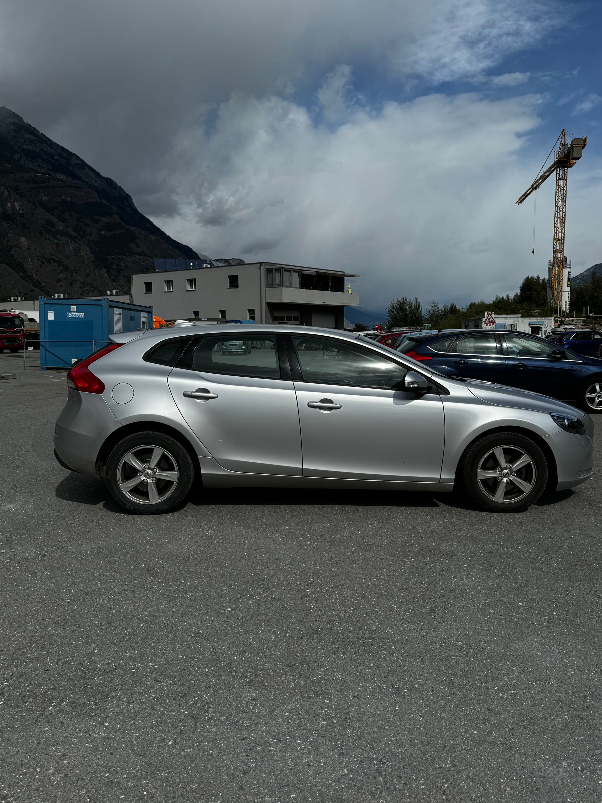 VOLVO V40 D2 Inscription-image-3
