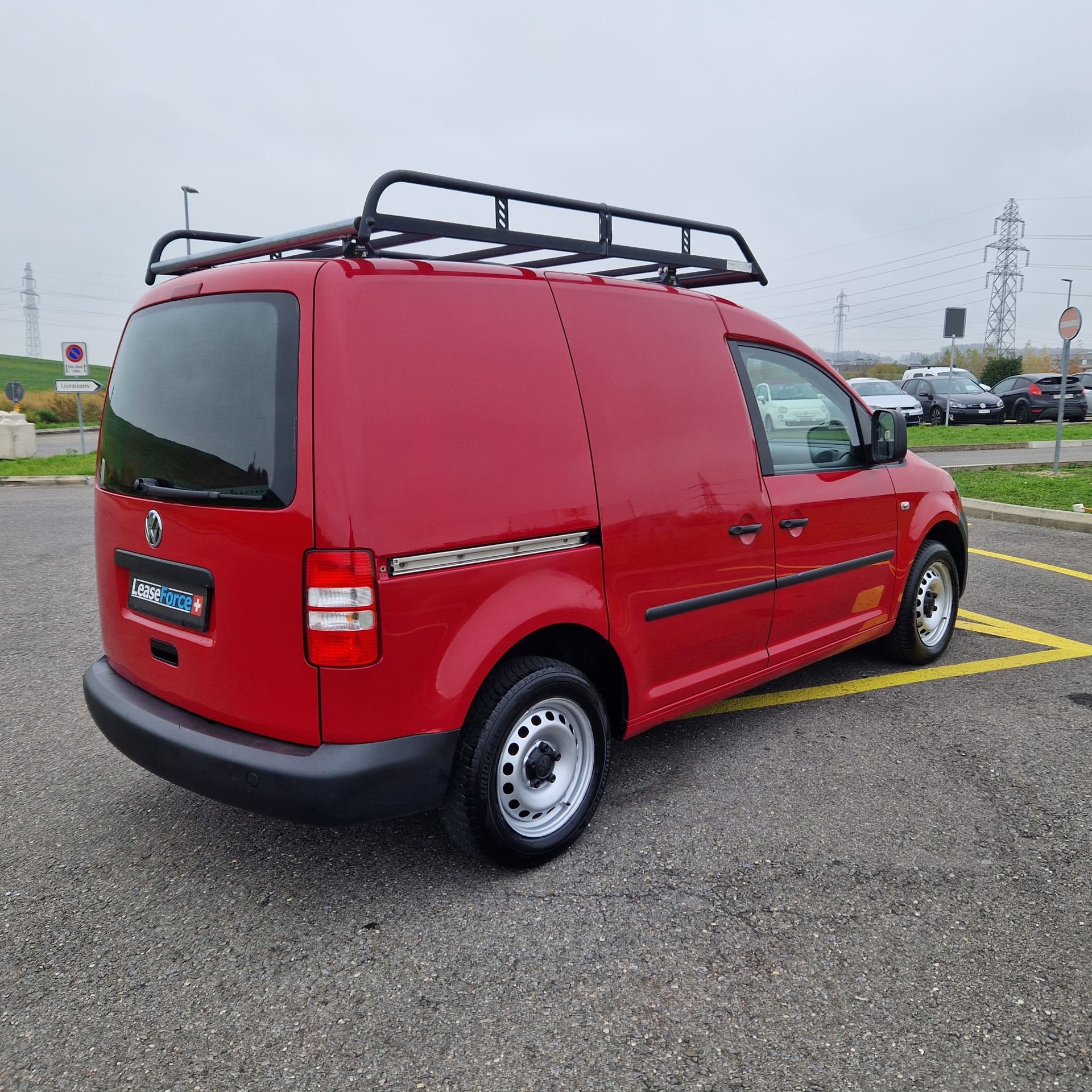VW Caddy 1.2 TSI Entry-image-17