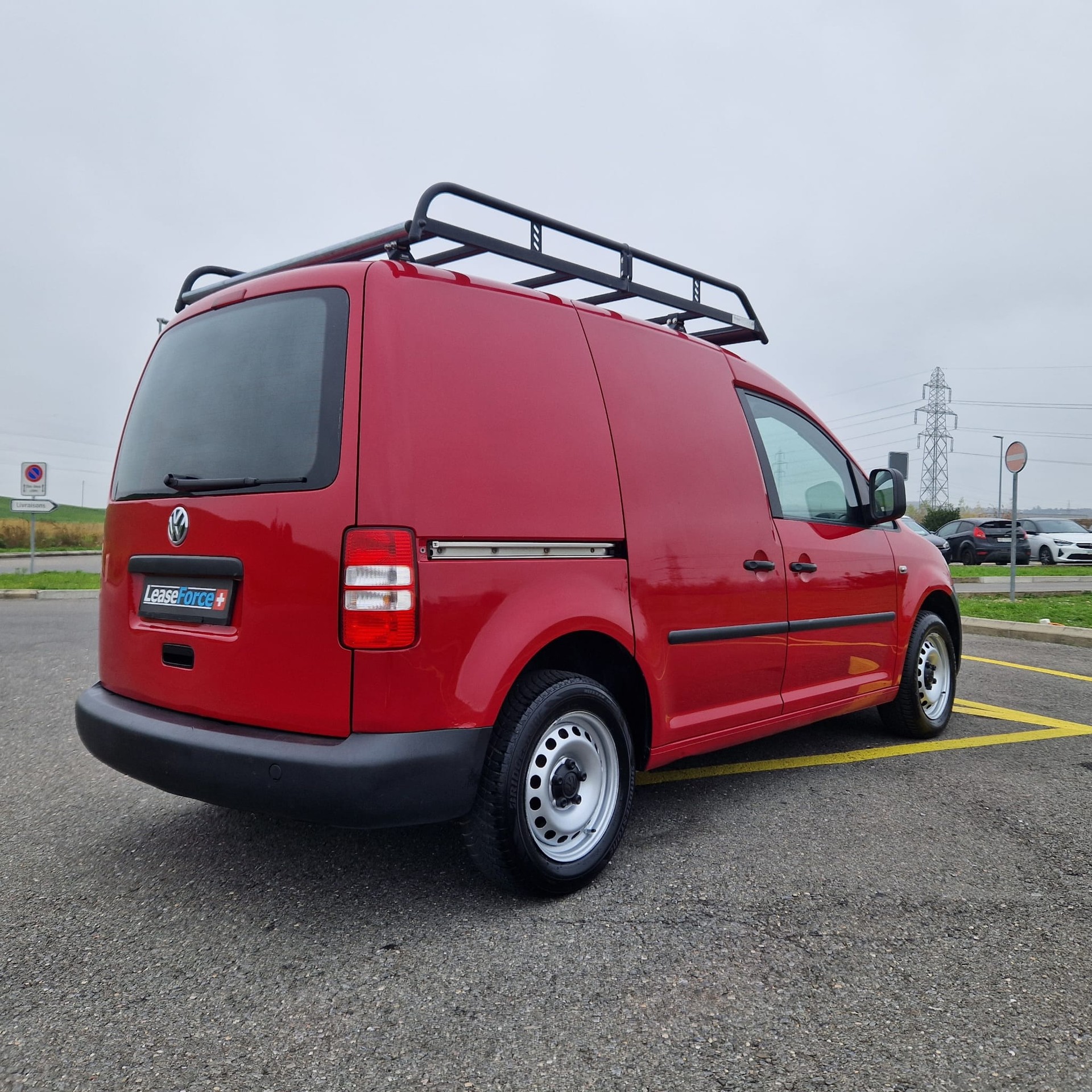 VW Caddy 1.2 TSI Entry-image-13