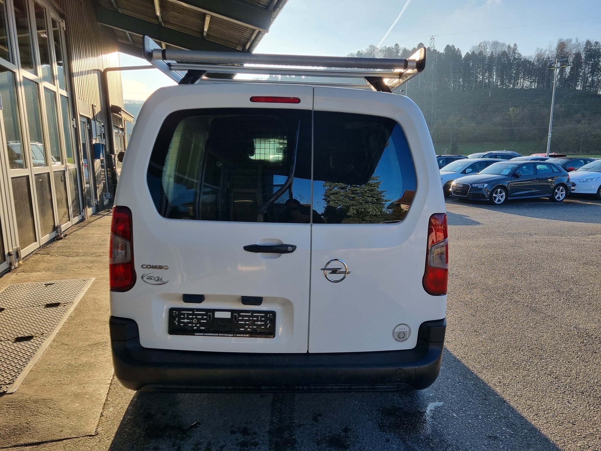 OPEL Combo 1.2 Cargo Essentia start/stop-image-3