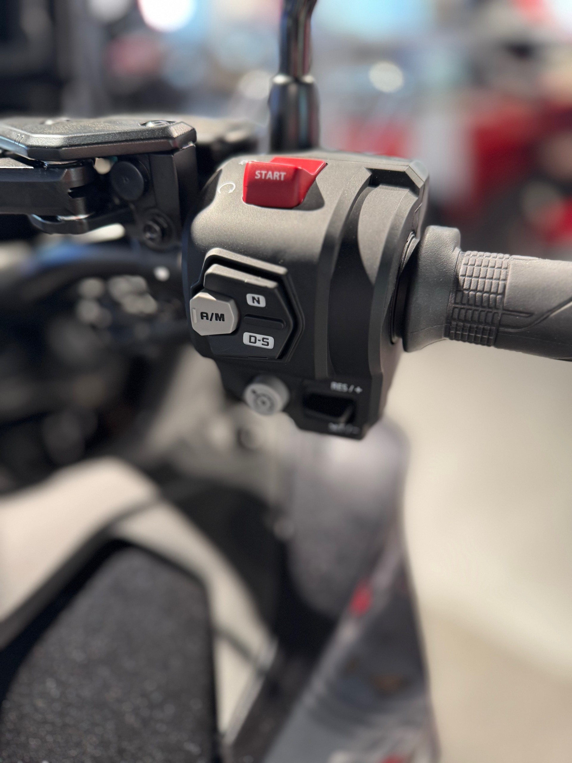 HONDA NT 1100 DCT E.S.-image-11