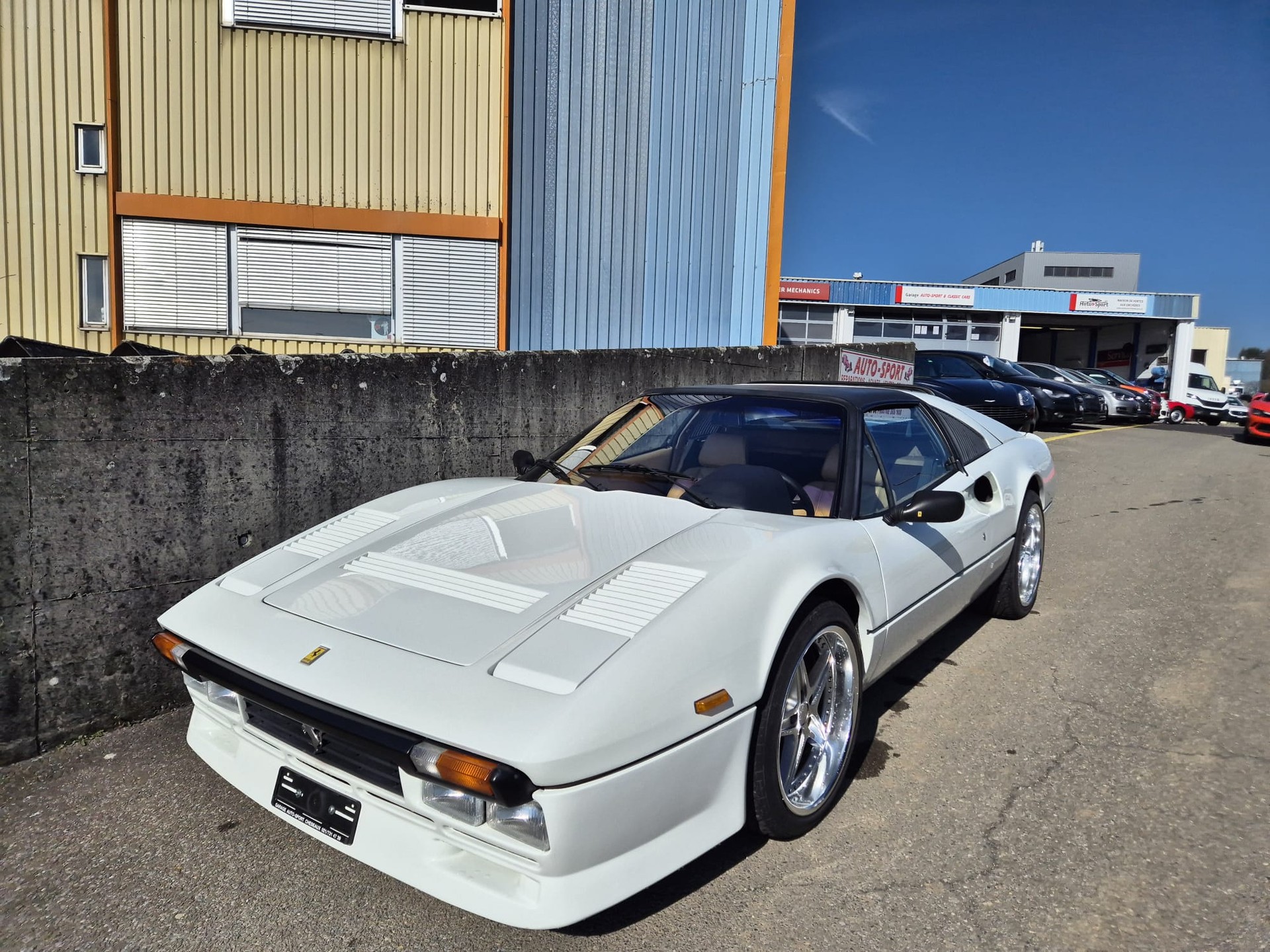FERRARI 308 GTS Quattrovalvole (Targa)