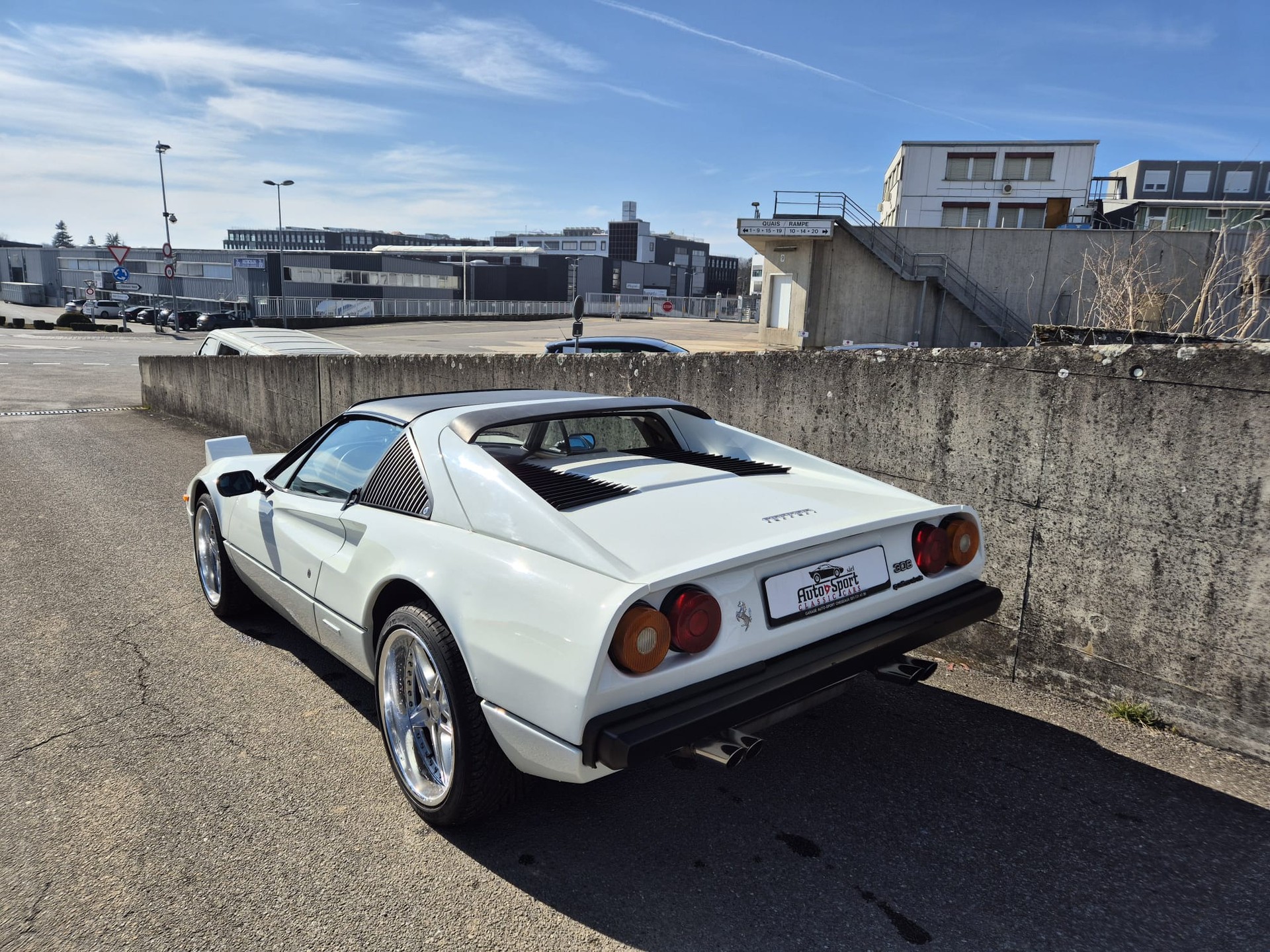 FERRARI 308 GTS Quattrovalvole (Targa)-image-5