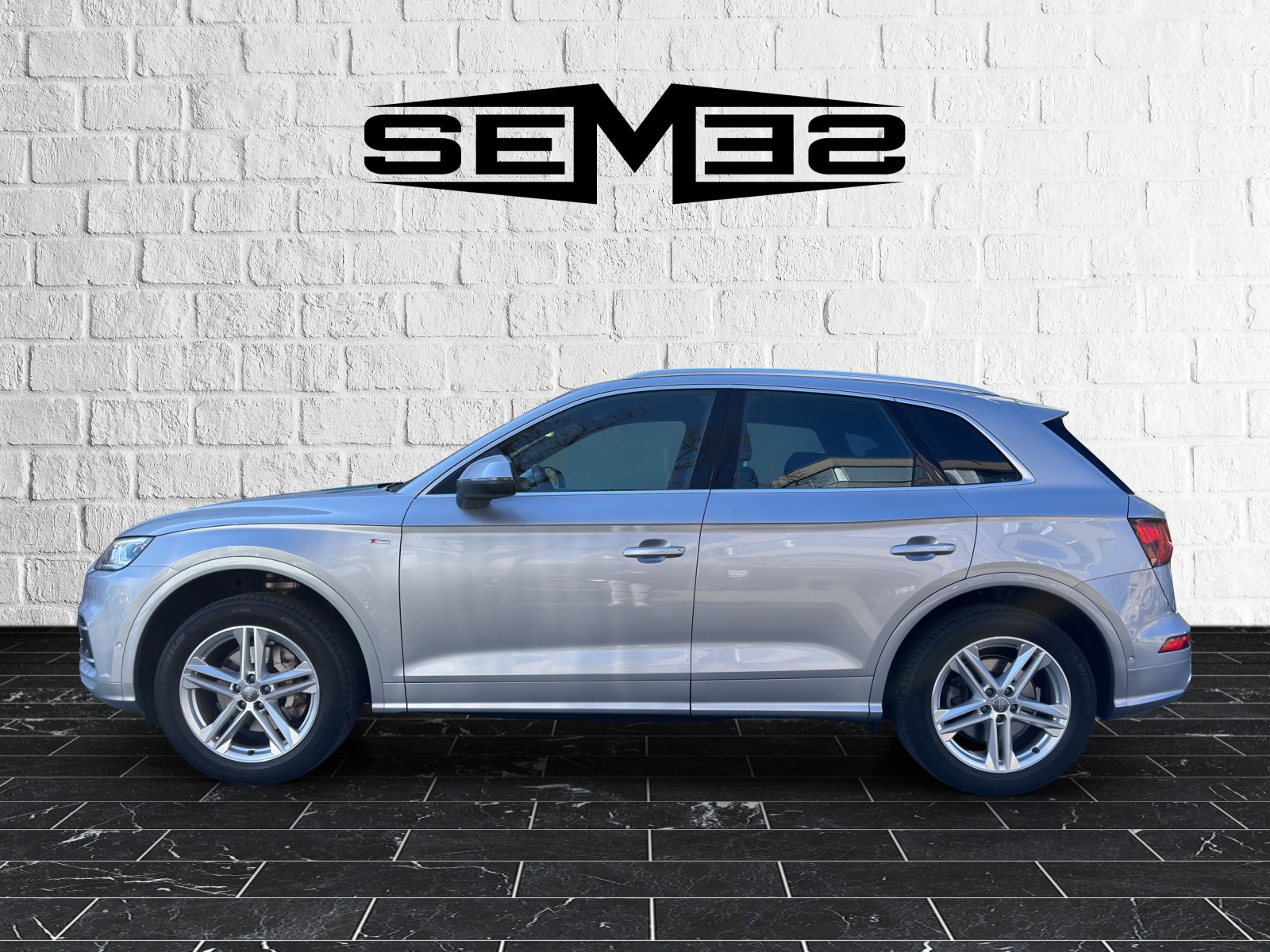 AUDI Q5 40 TDI sport quattro S-tronic-image-1