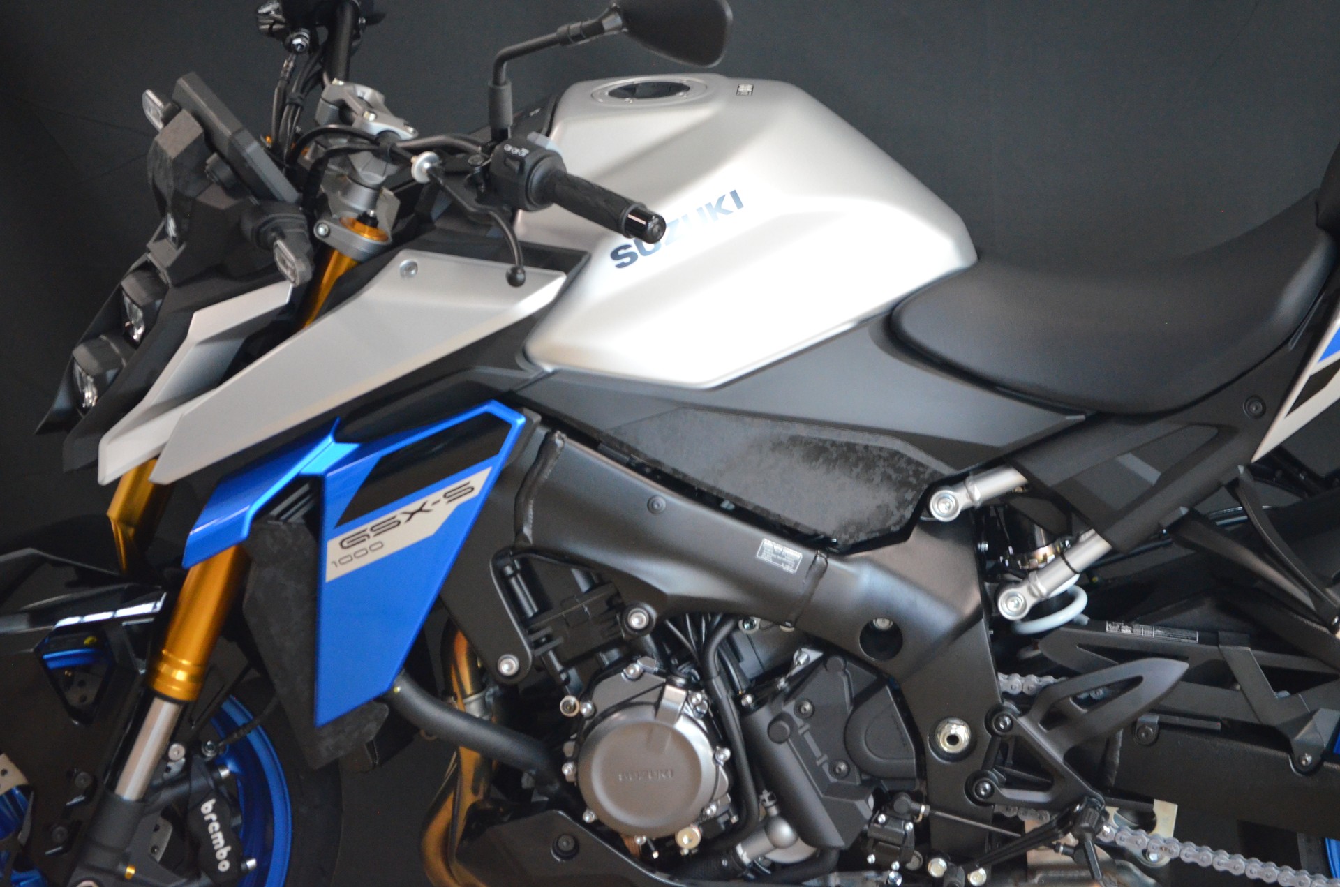 SUZUKI GSX-S 1000 MY25-image-9