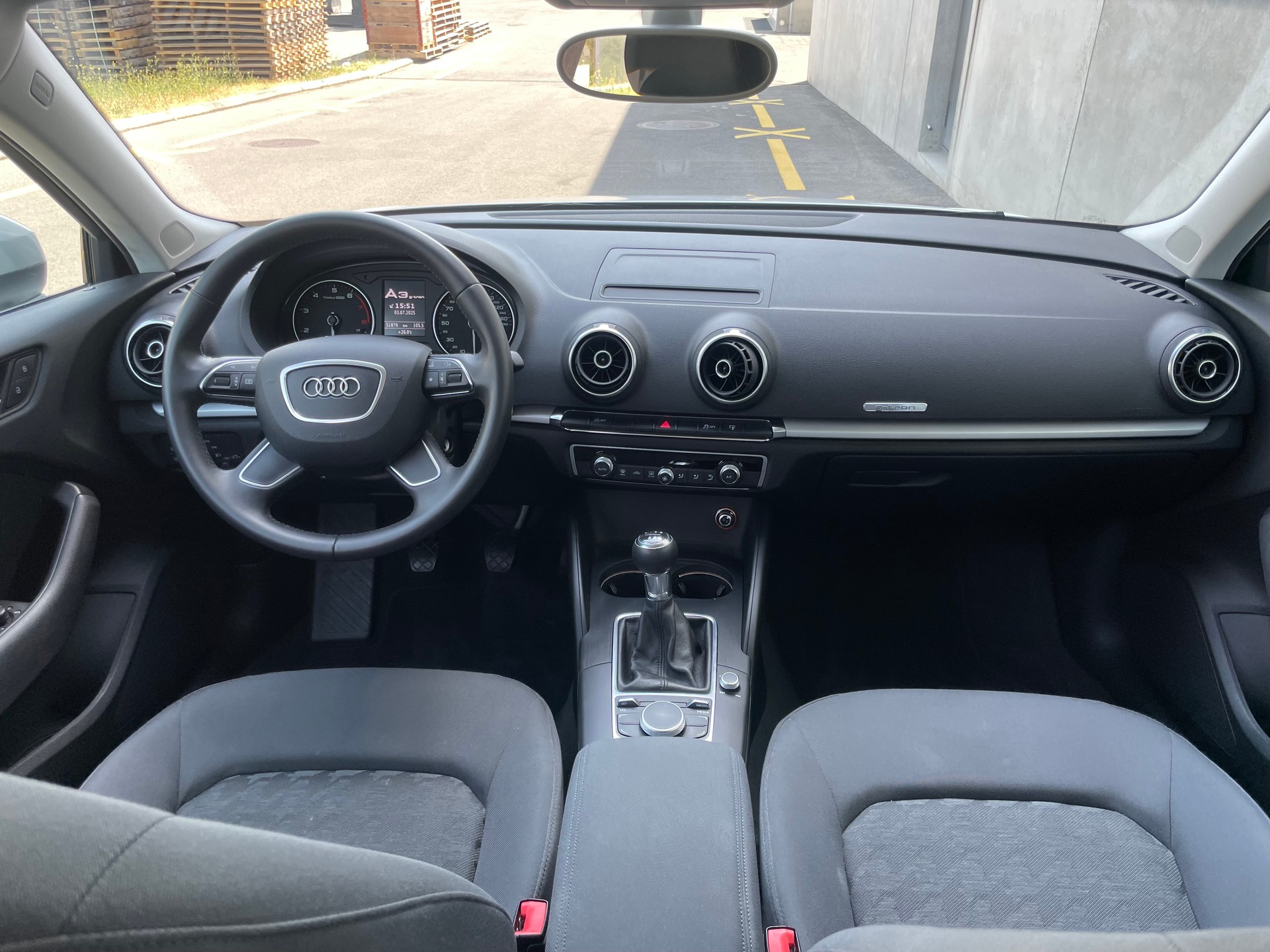 AUDI A3 Sportback 1.4 TFSI g-tron Ambition (43)-image-8