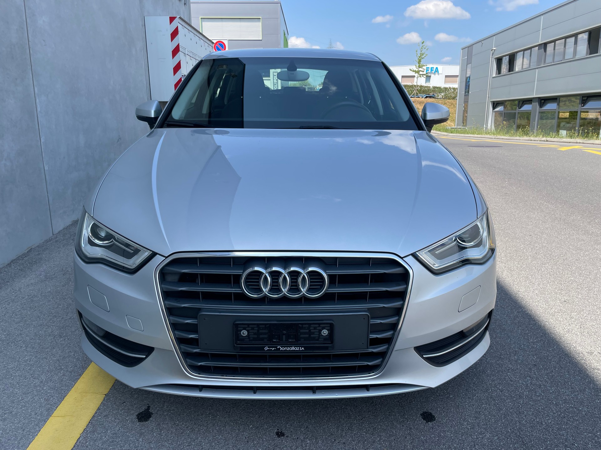 AUDI A3 Sportback 1.4 TFSI g-tron Ambition (43)-image-1