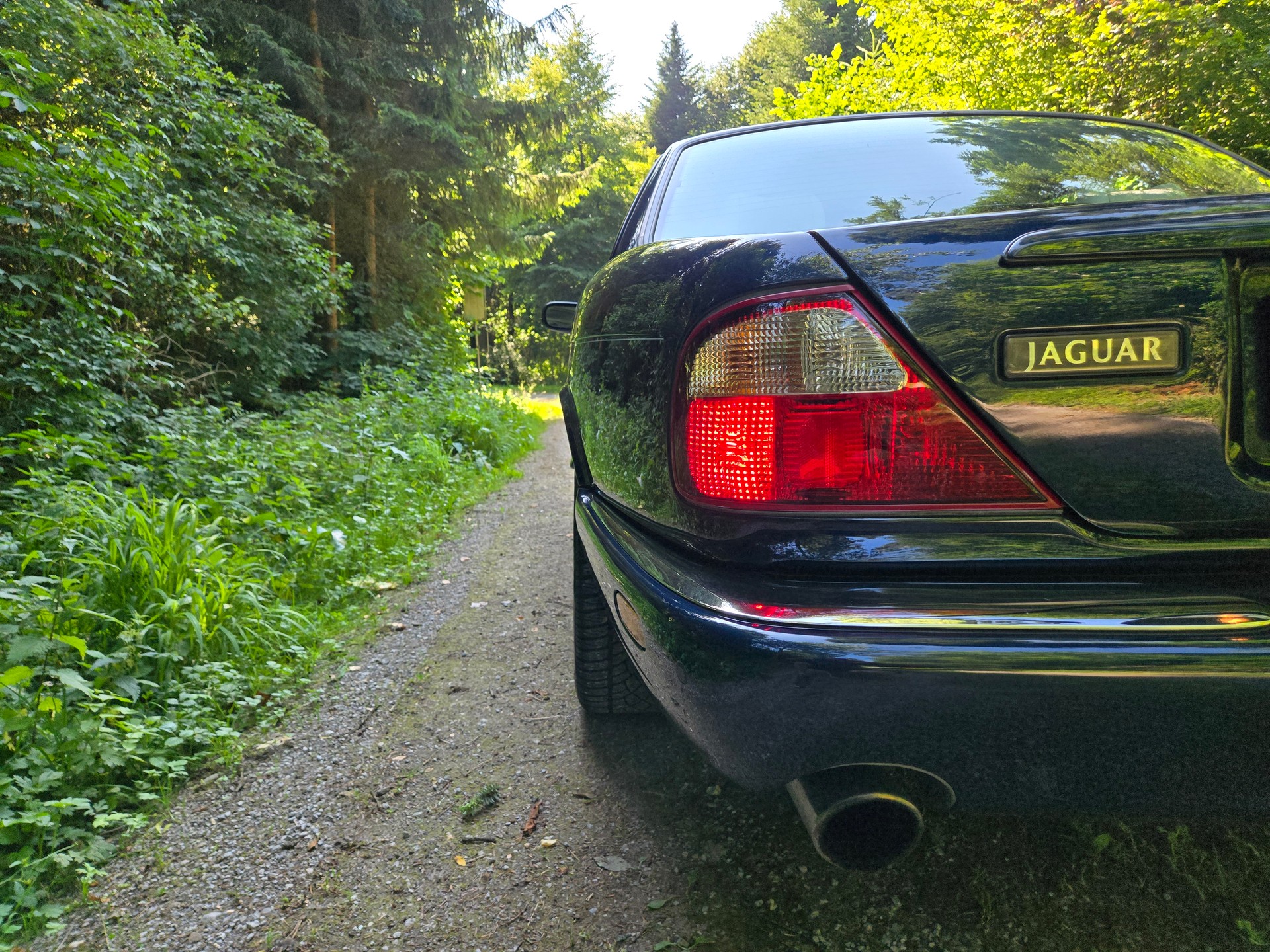 JAGUAR XJR 4.0 V8 S/C-image-3
