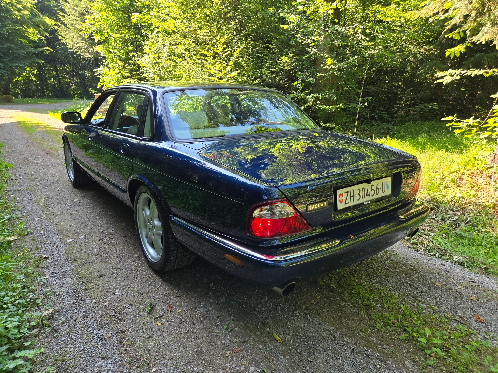 JAGUAR XJR 4.0 V8 S/C-image-12