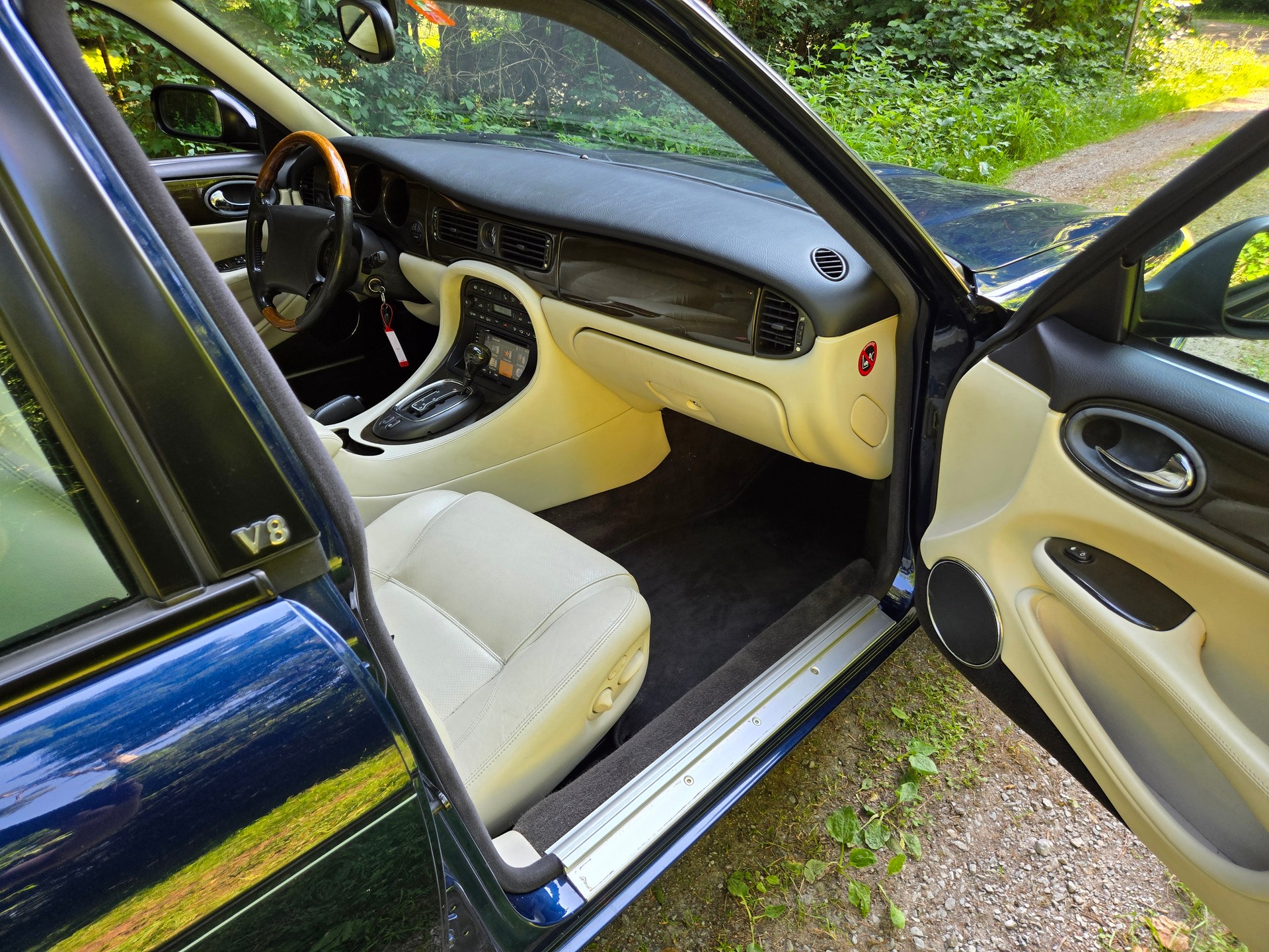 JAGUAR XJR 4.0 V8 S/C-image-7
