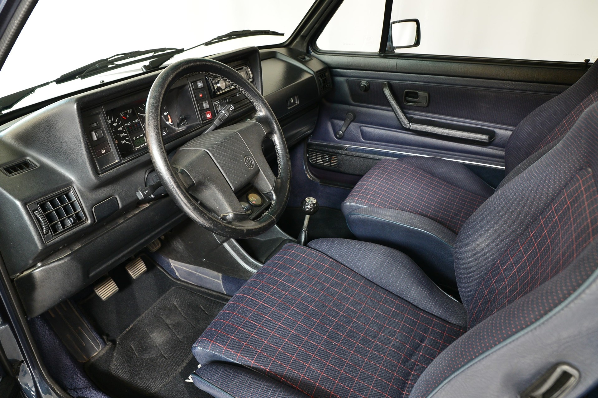 VW Golf Cabriolet 1800 GLI-image-10