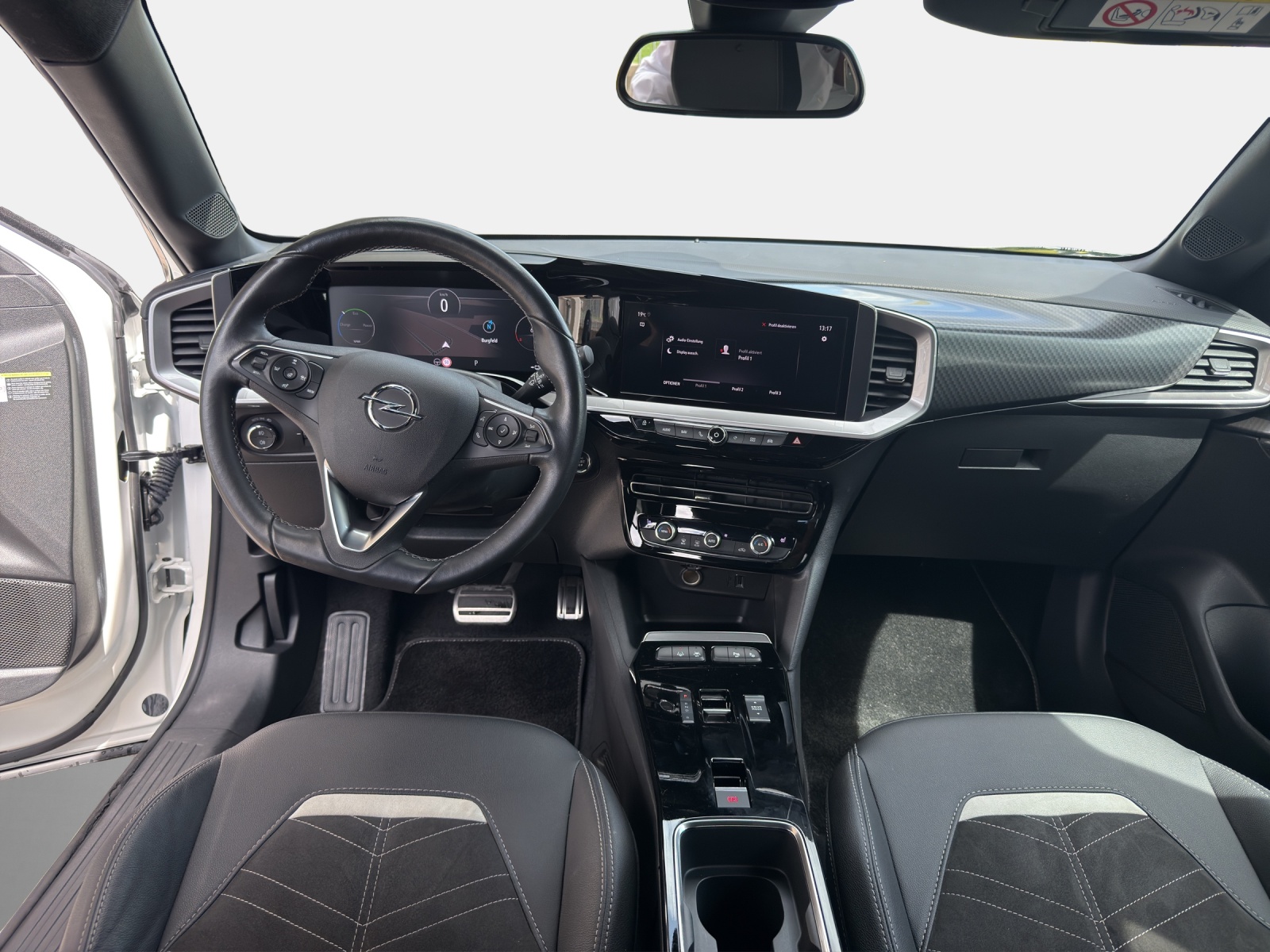 OPEL Mokka-e 50kWh/136 Ultimate-image-14