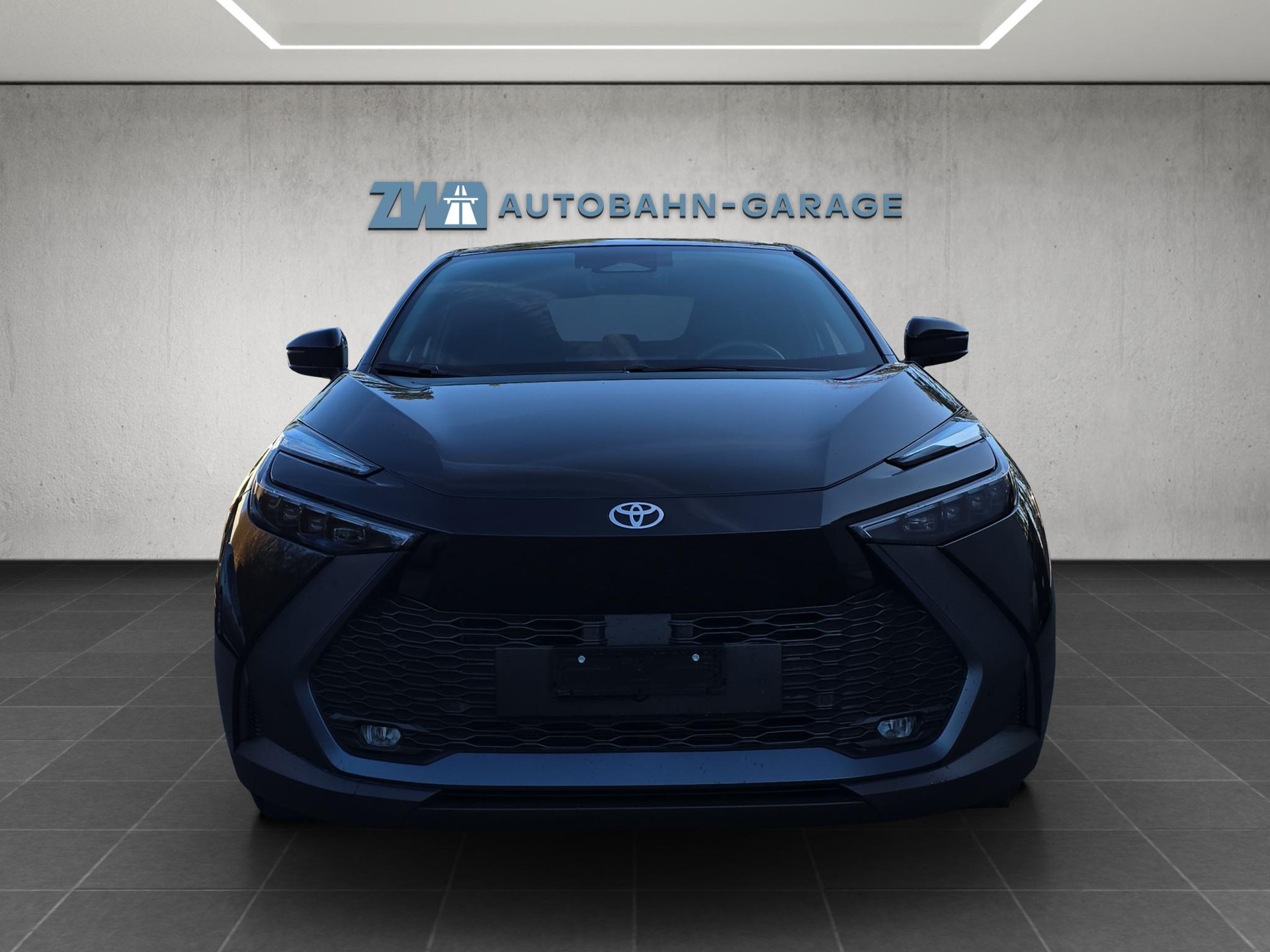 TOYOTA C-HR 2.0 PHEV Swiss Edition-image-7