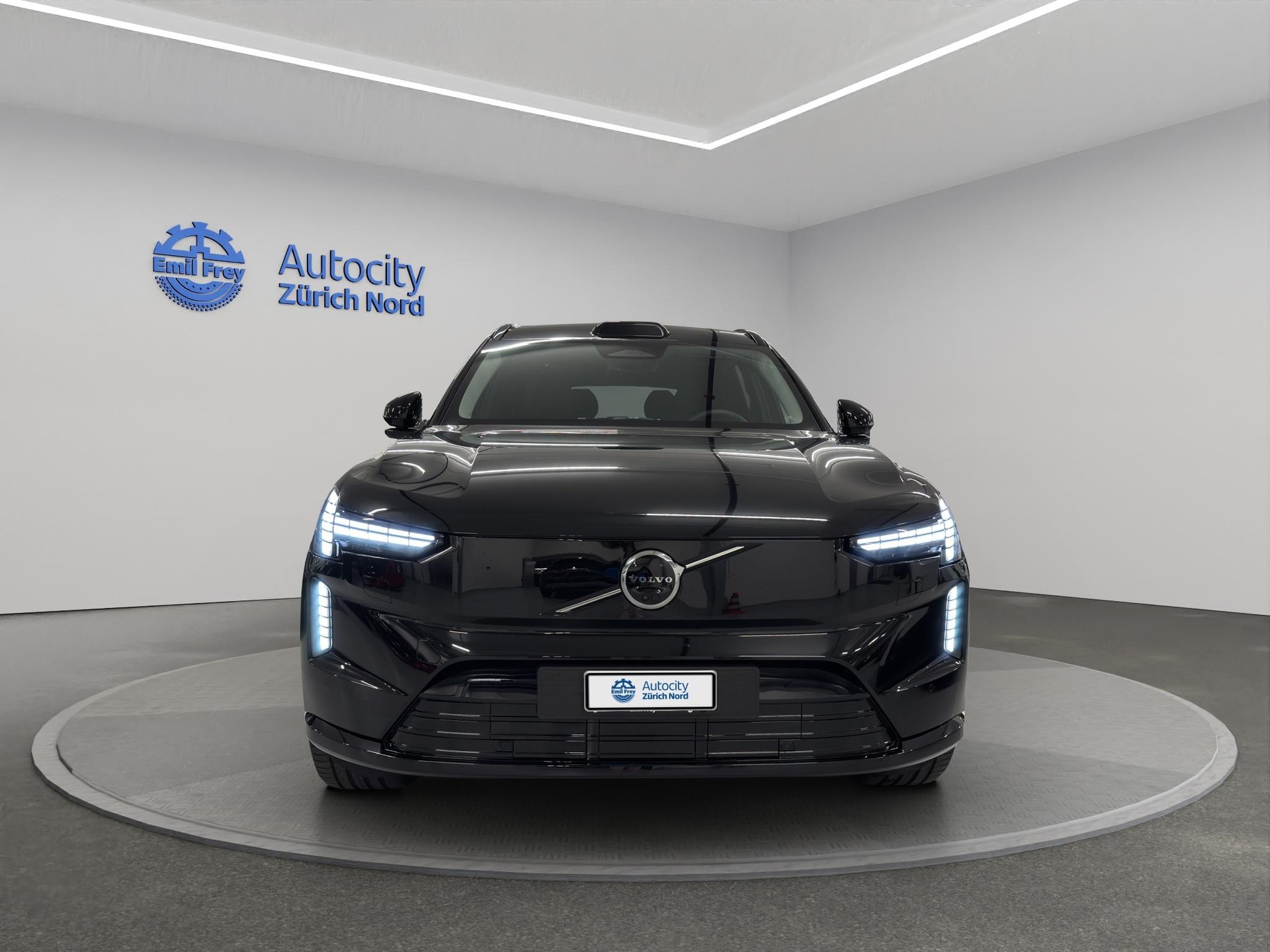 VOLVO EX90 Twin Performance Ultra AWD-image-1