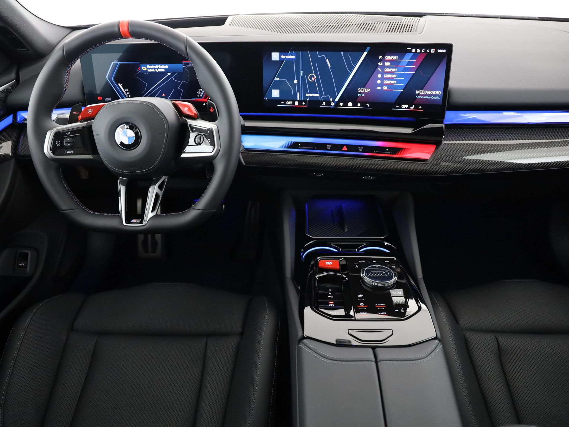 BMW M5 xDrive Touring-image-4