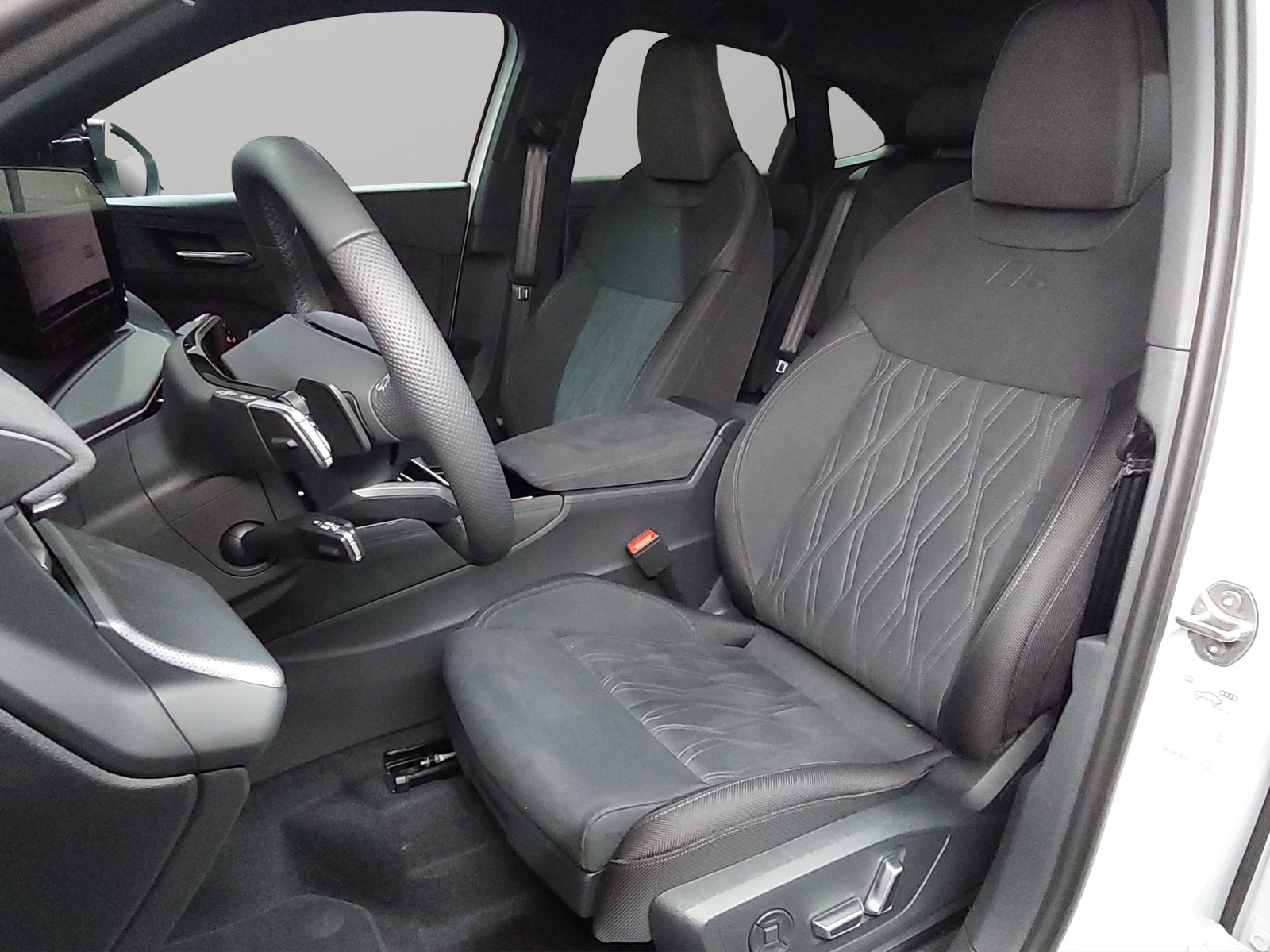 AUDI Q3 Sportback TFSI quattro 195 kW S tronic-image-5