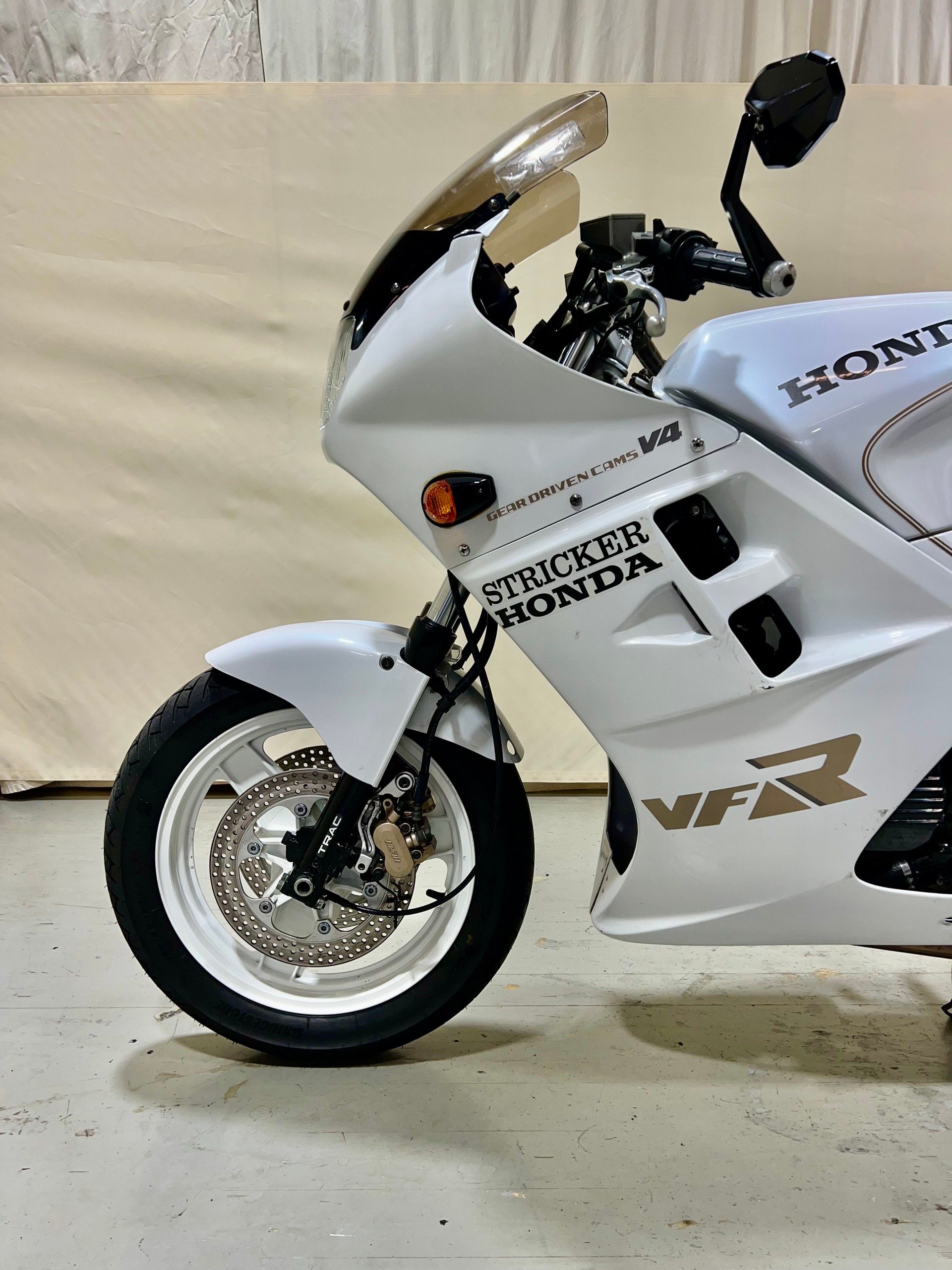 HONDA VFR 750 F G/H-image-5