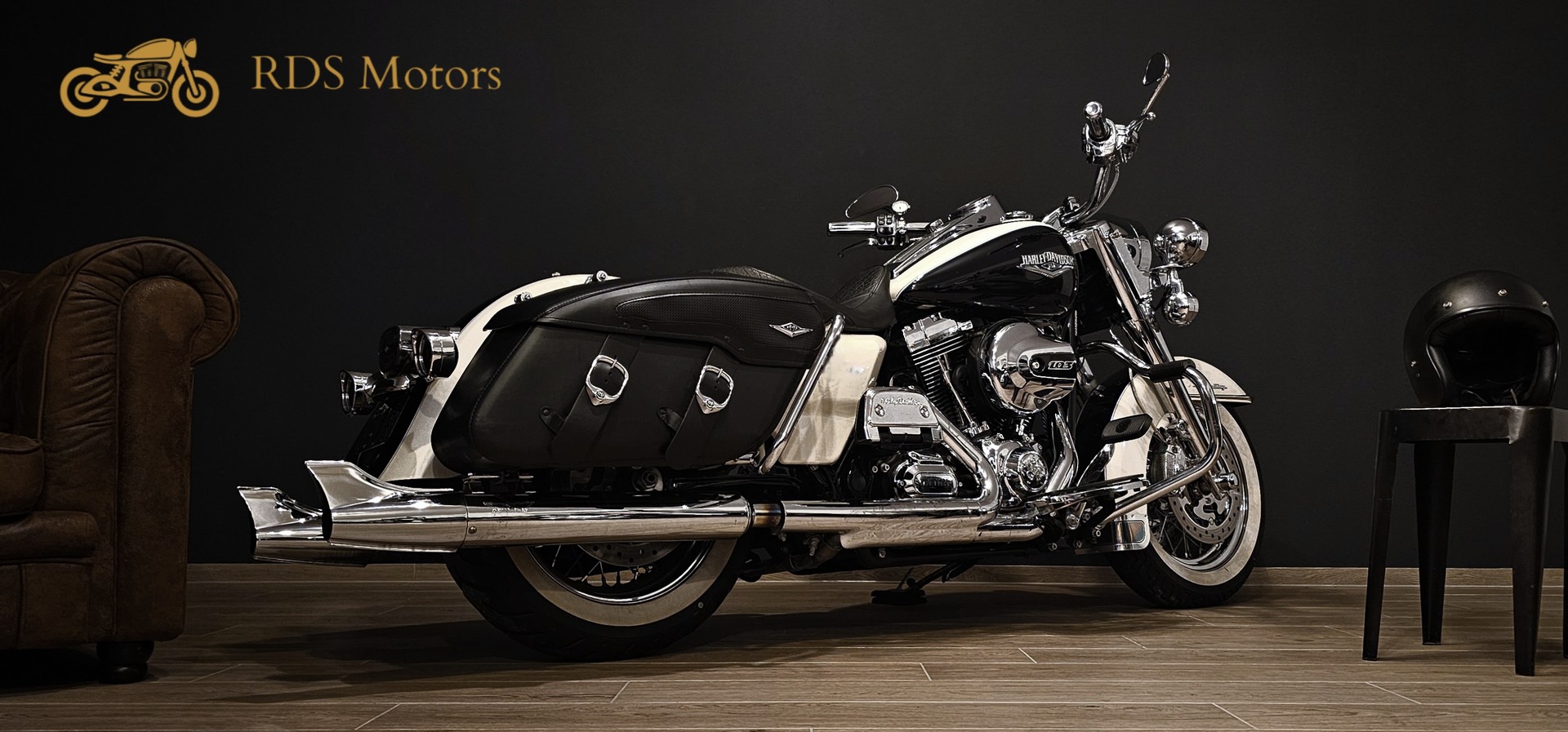 HARLEY-DAVIDSON FLHRC Road King Classic 103 ABS-image-10