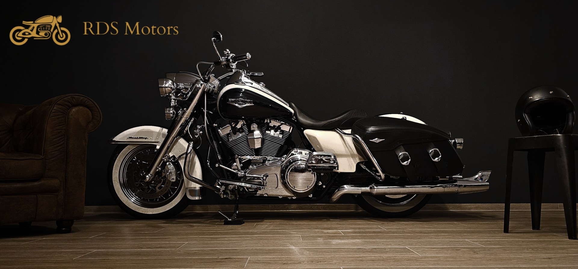 HARLEY-DAVIDSON FLHRC Road King Classic 103 ABS-image-6