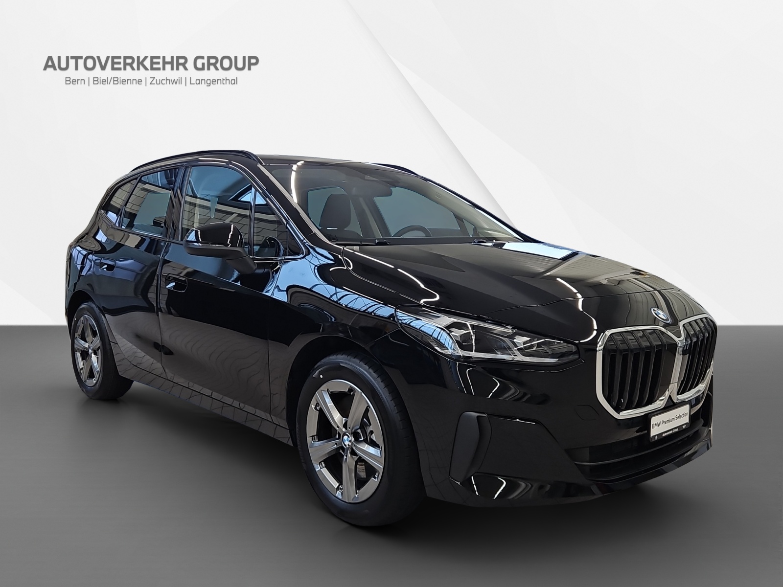 BMW 230e xDrive Active Tourer-image-7