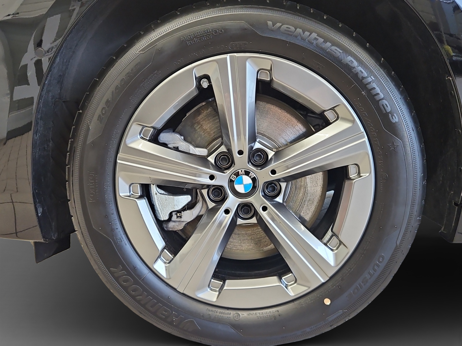 BMW 230e xDrive Active Tourer-image-8