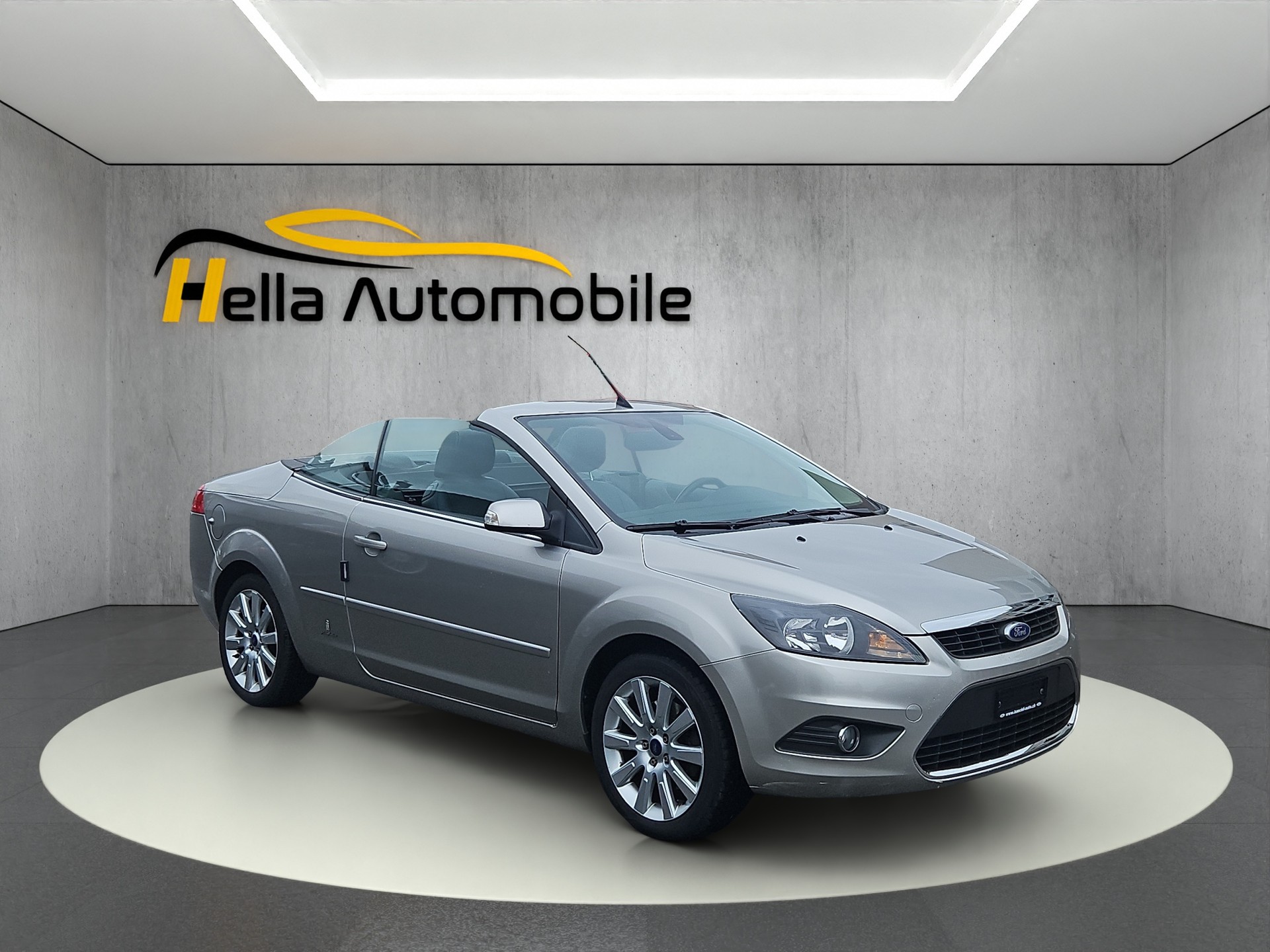 FORD Focus CC 2.0i Titanium Automatic-image-1