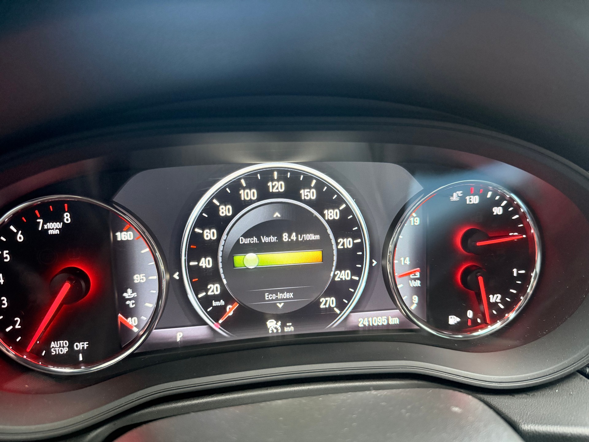 OPEL Insignia 2.0 T Sports Tourer Excellence 4WD Automat.-image-11