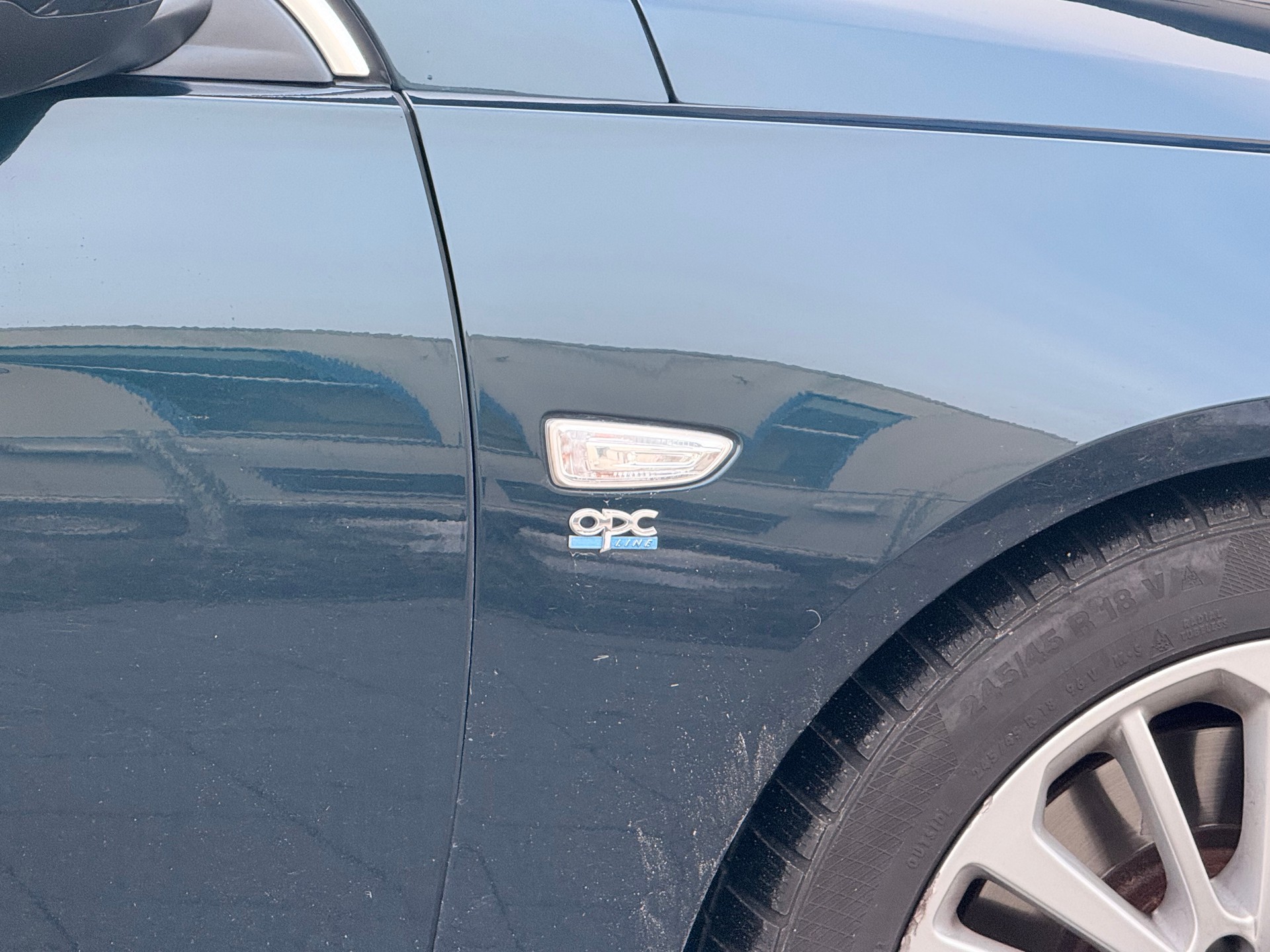 OPEL Insignia 2.0 T Sports Tourer Excellence 4WD Automat.-image-8