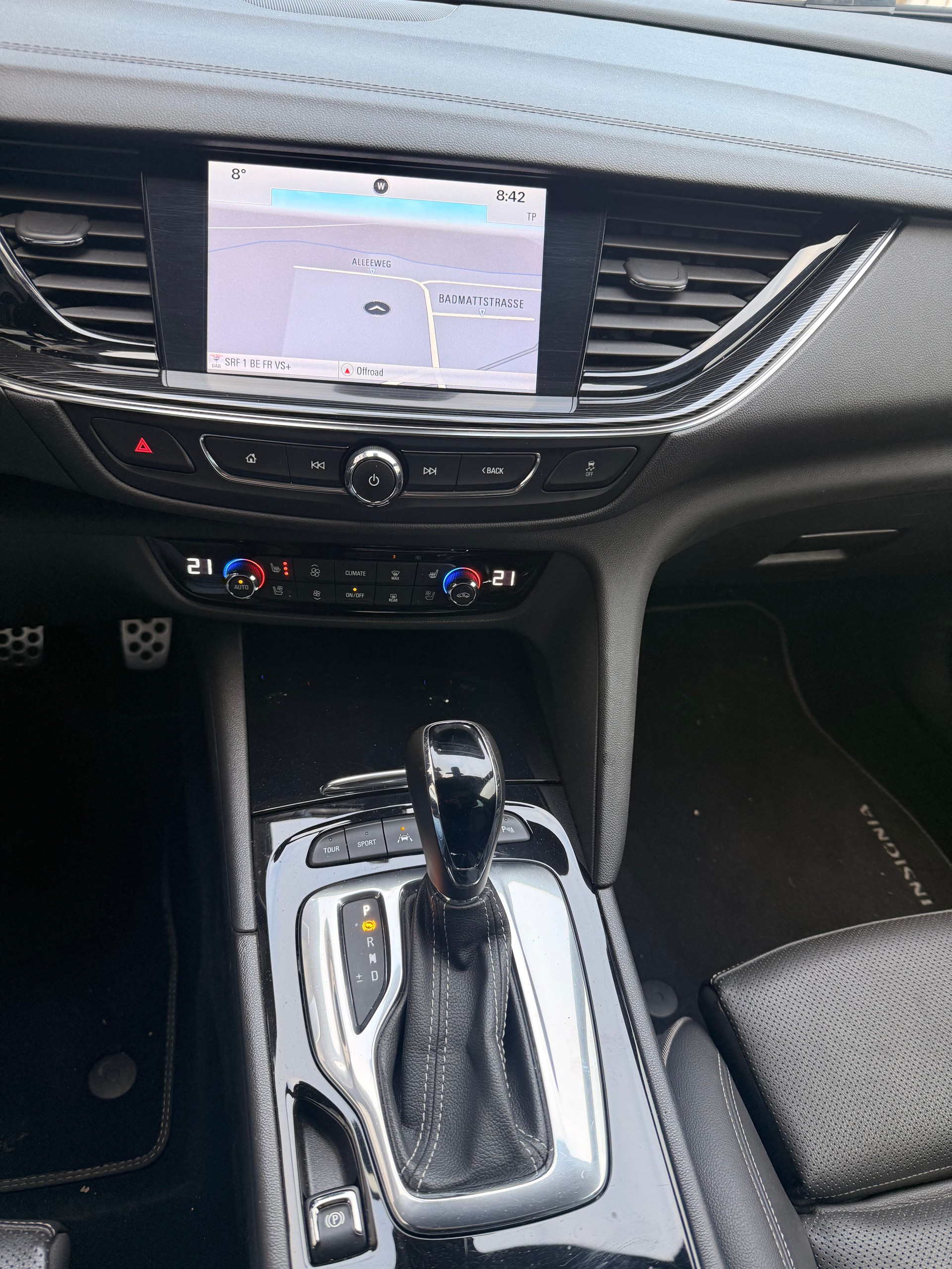 OPEL Insignia 2.0 T Sports Tourer Excellence 4WD Automat.-image-10
