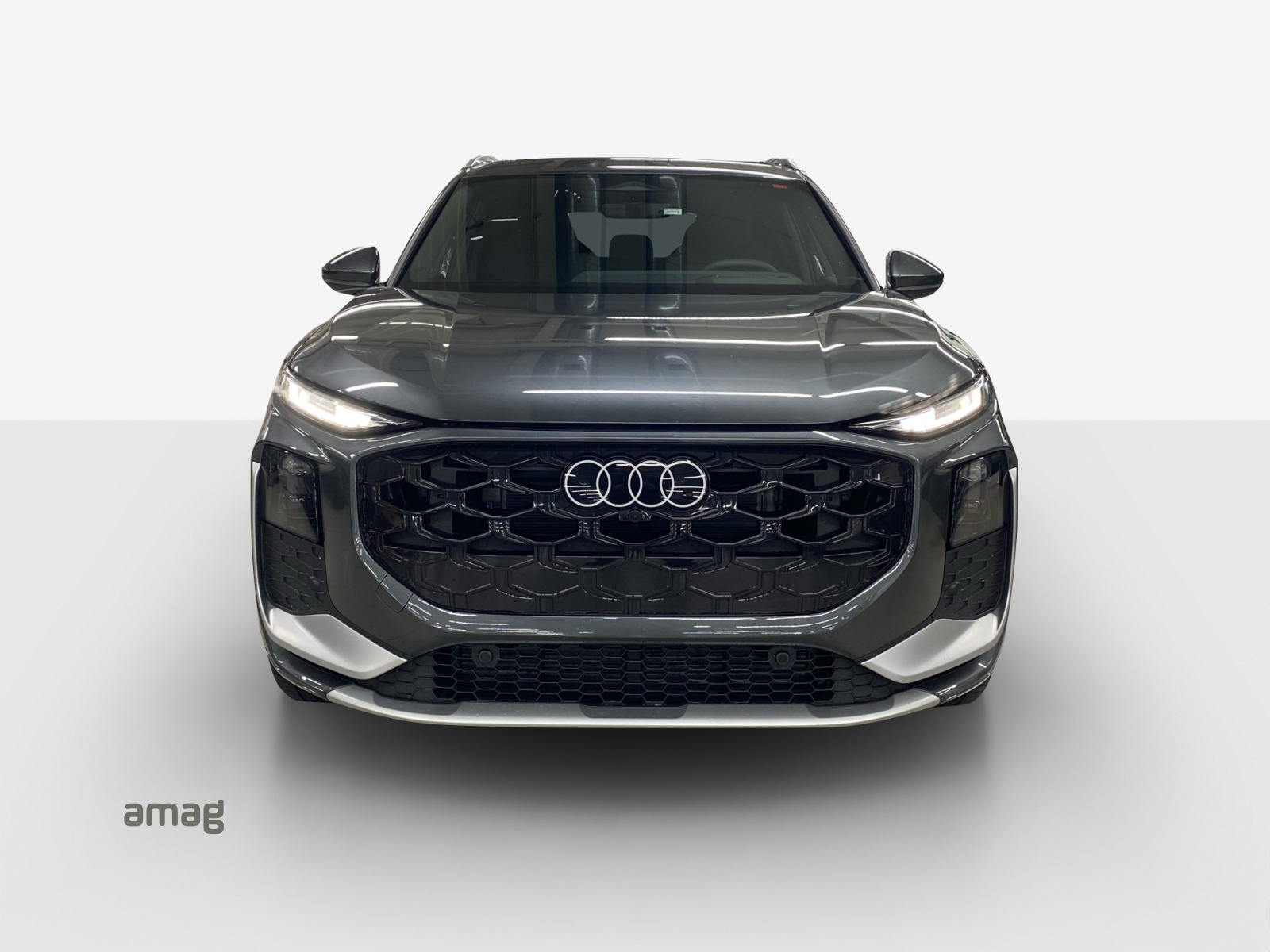 AUDI Q3 SUV 110 kW TFSI S tronic-image-5