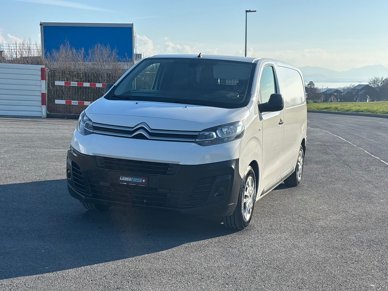 CITROEN Jumpy 1.6 BlueHDi 95 M Komfort-image-22