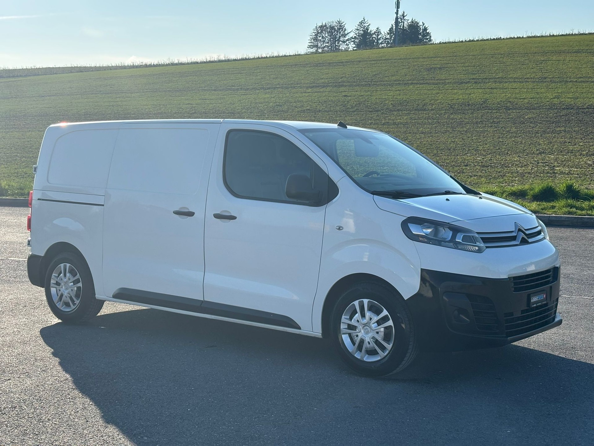CITROEN Jumpy 1.6 BlueHDi 95 M Komfort-image-0