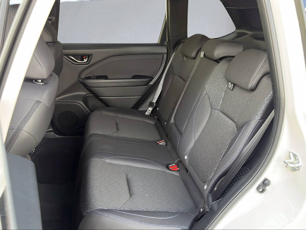 SUBARU Forester Station 2.0i e-Boxer Swiss Plus 2026 Model-image-23