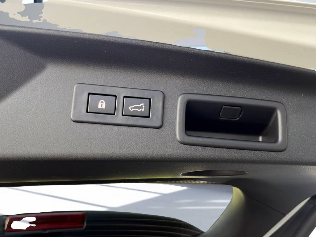 SUBARU Forester Station 2.0i e-Boxer Swiss Plus 2026 Model-image-20