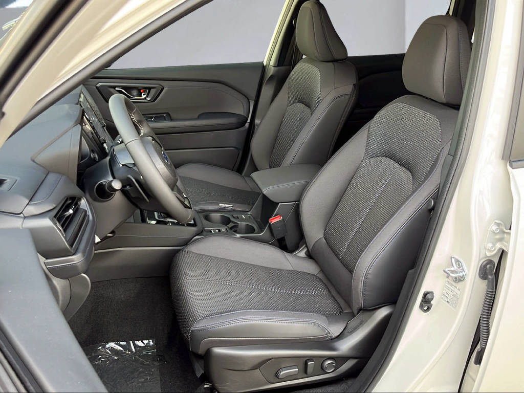 SUBARU Forester Station 2.0i e-Boxer Swiss Plus 2026 Model-image-22