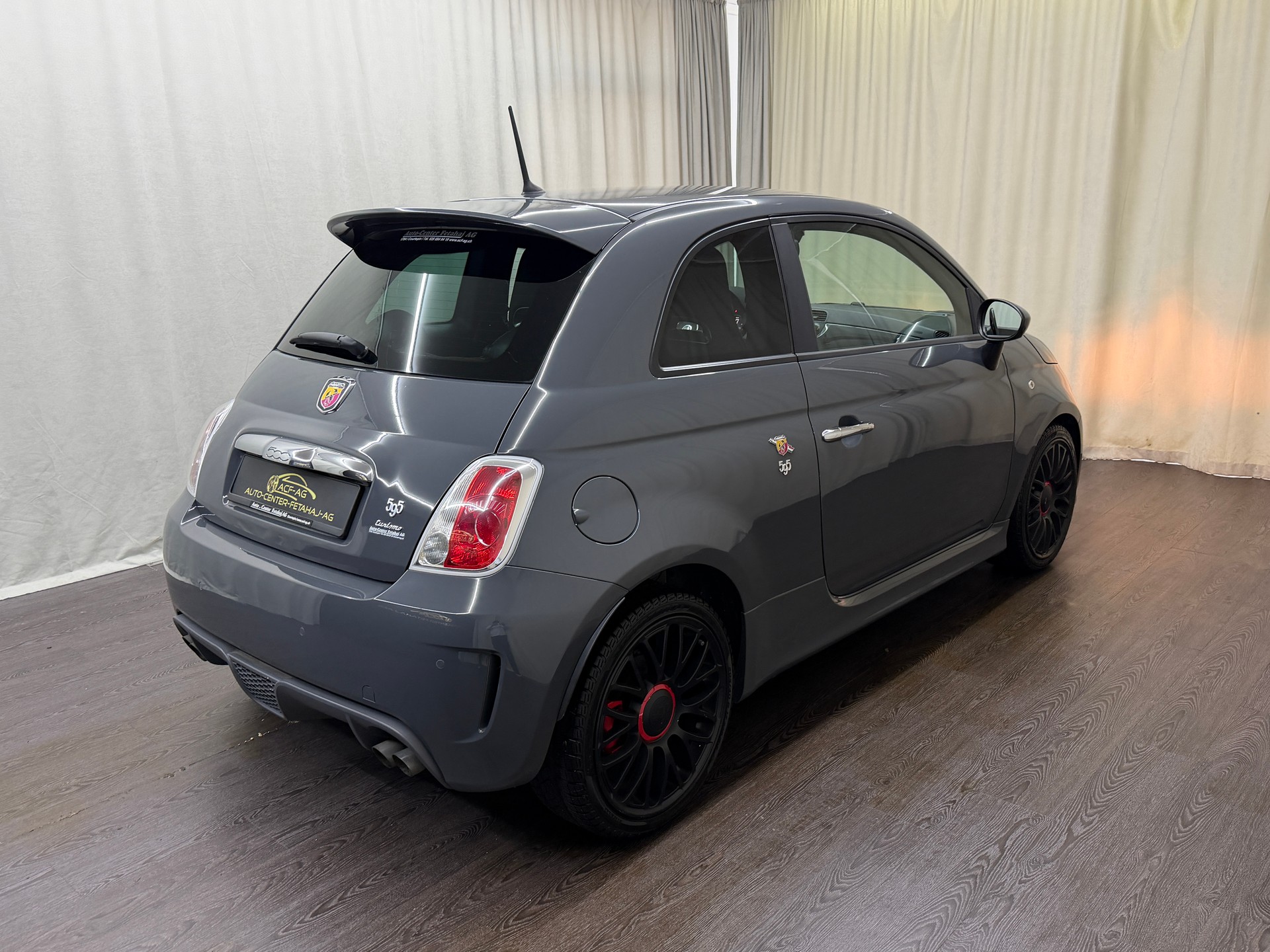 FIAT 595 1.4 16V Turbo Abarth Turismo-image-3