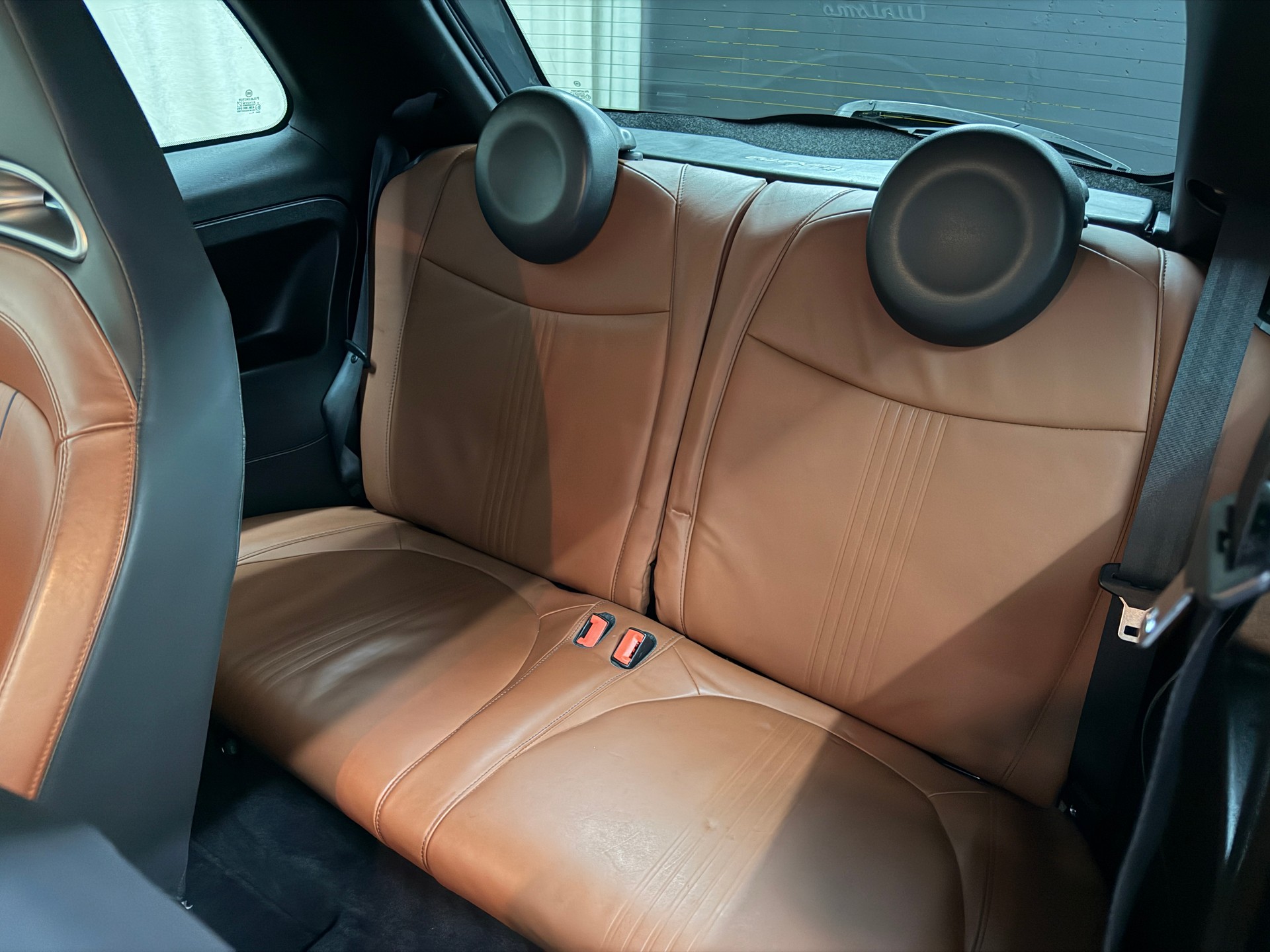 FIAT 595 1.4 16V Turbo Abarth Turismo-image-11