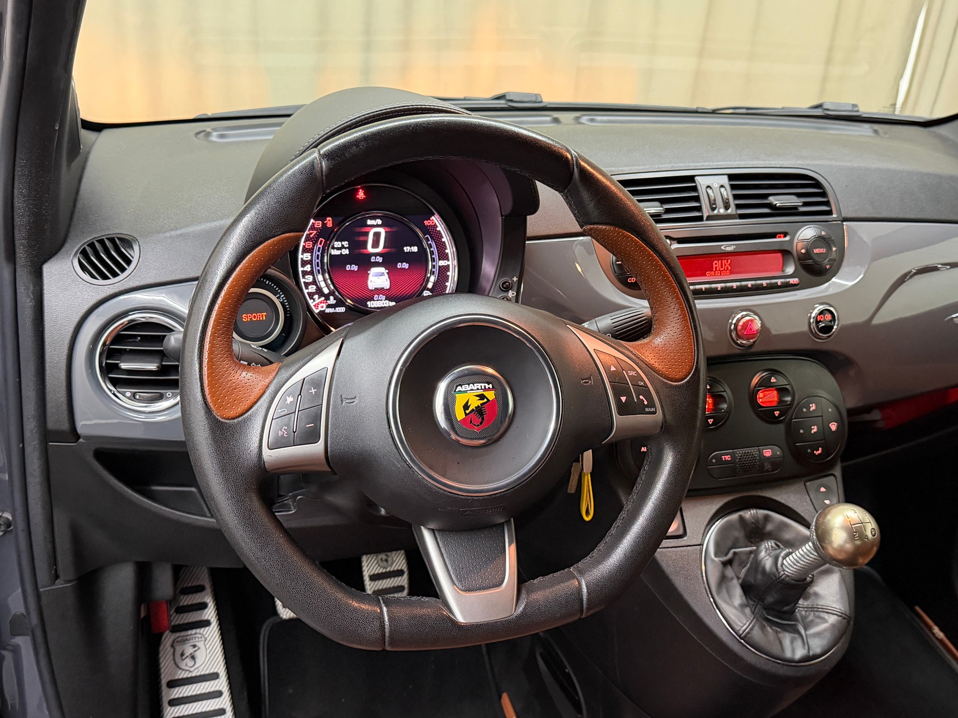 FIAT 595 1.4 16V Turbo Abarth Turismo-image-8