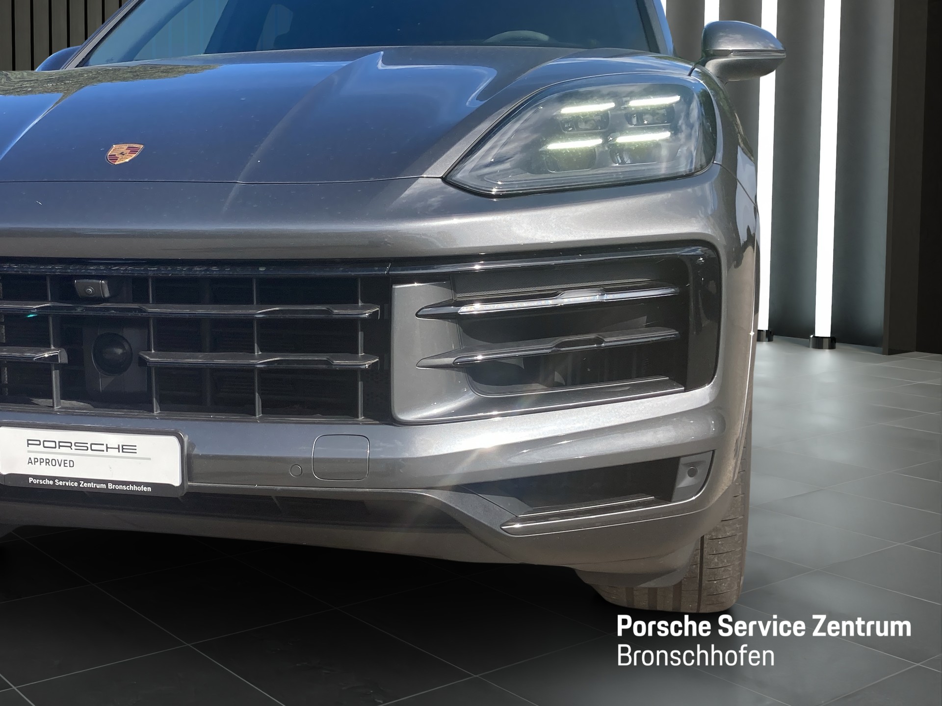 PORSCHE Cayenne E-Hybrid 3.0 V6 E-Hybrid-image-8