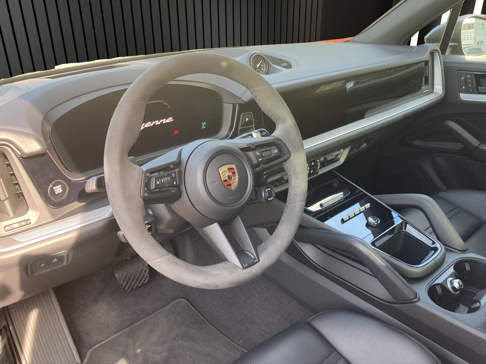 PORSCHE Cayenne E-Hybrid 3.0 V6 E-Hybrid-image-11