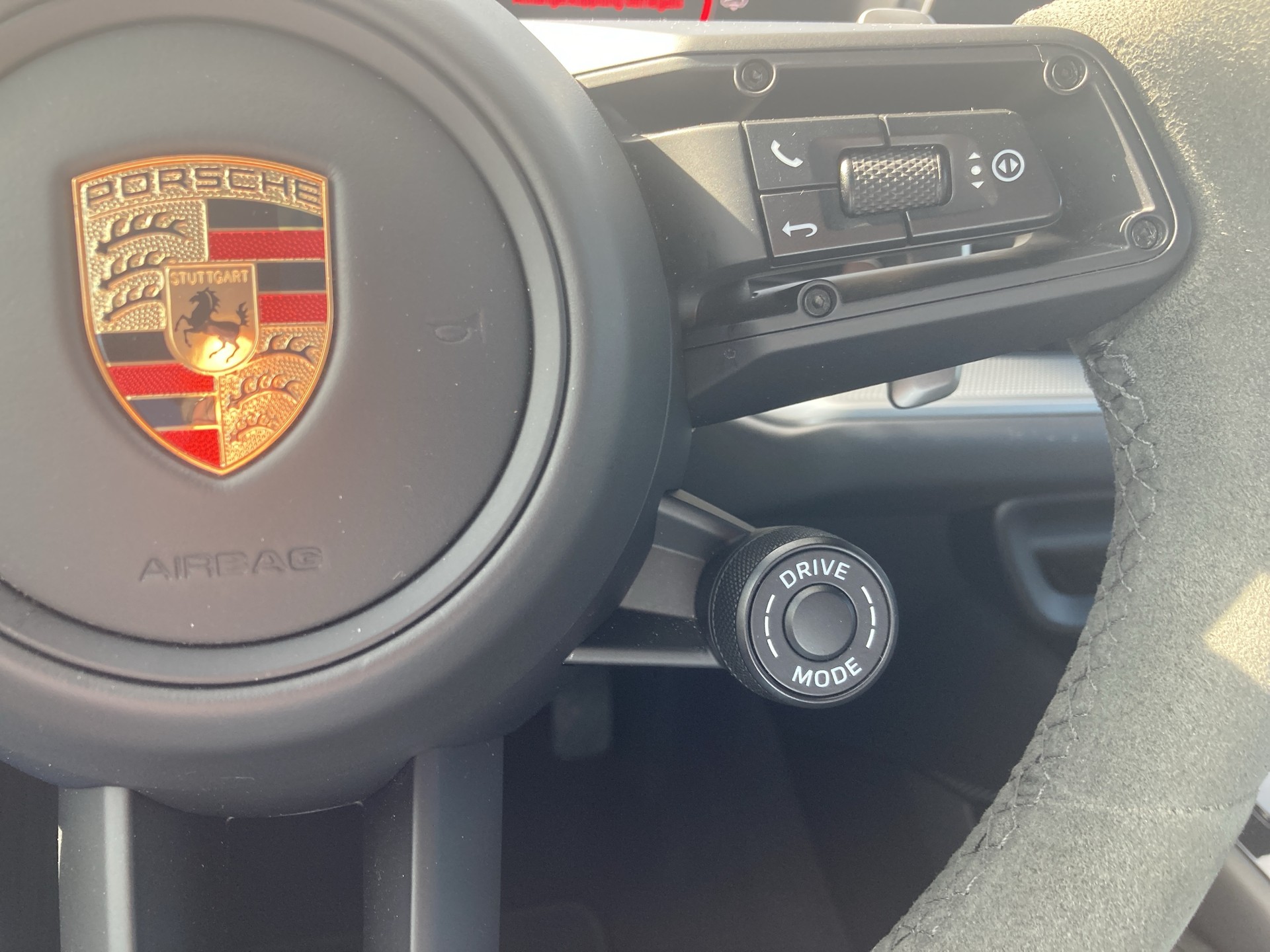 PORSCHE Cayenne E-Hybrid 3.0 V6 E-Hybrid-image-31