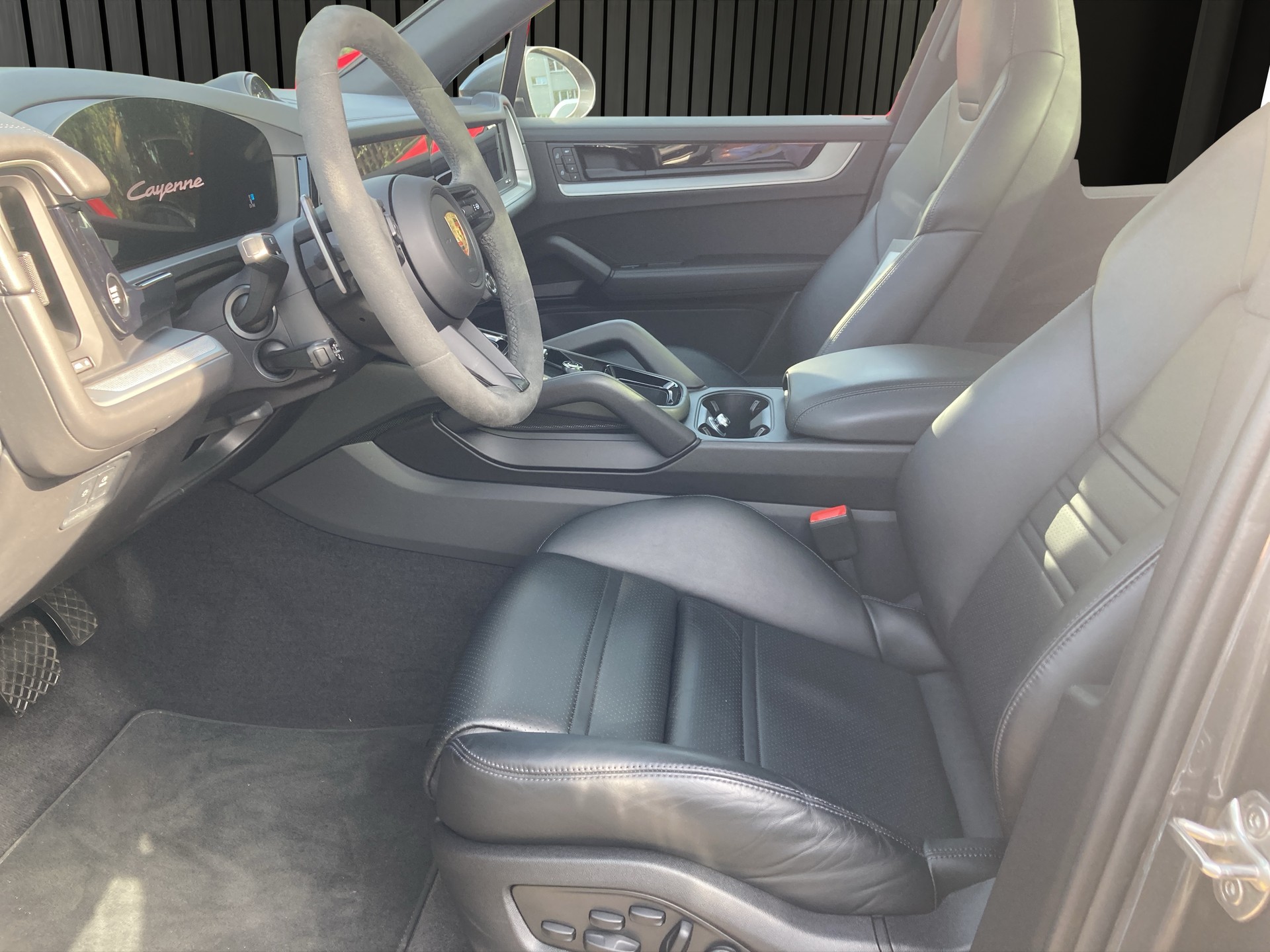 PORSCHE Cayenne E-Hybrid 3.0 V6 E-Hybrid-image-10
