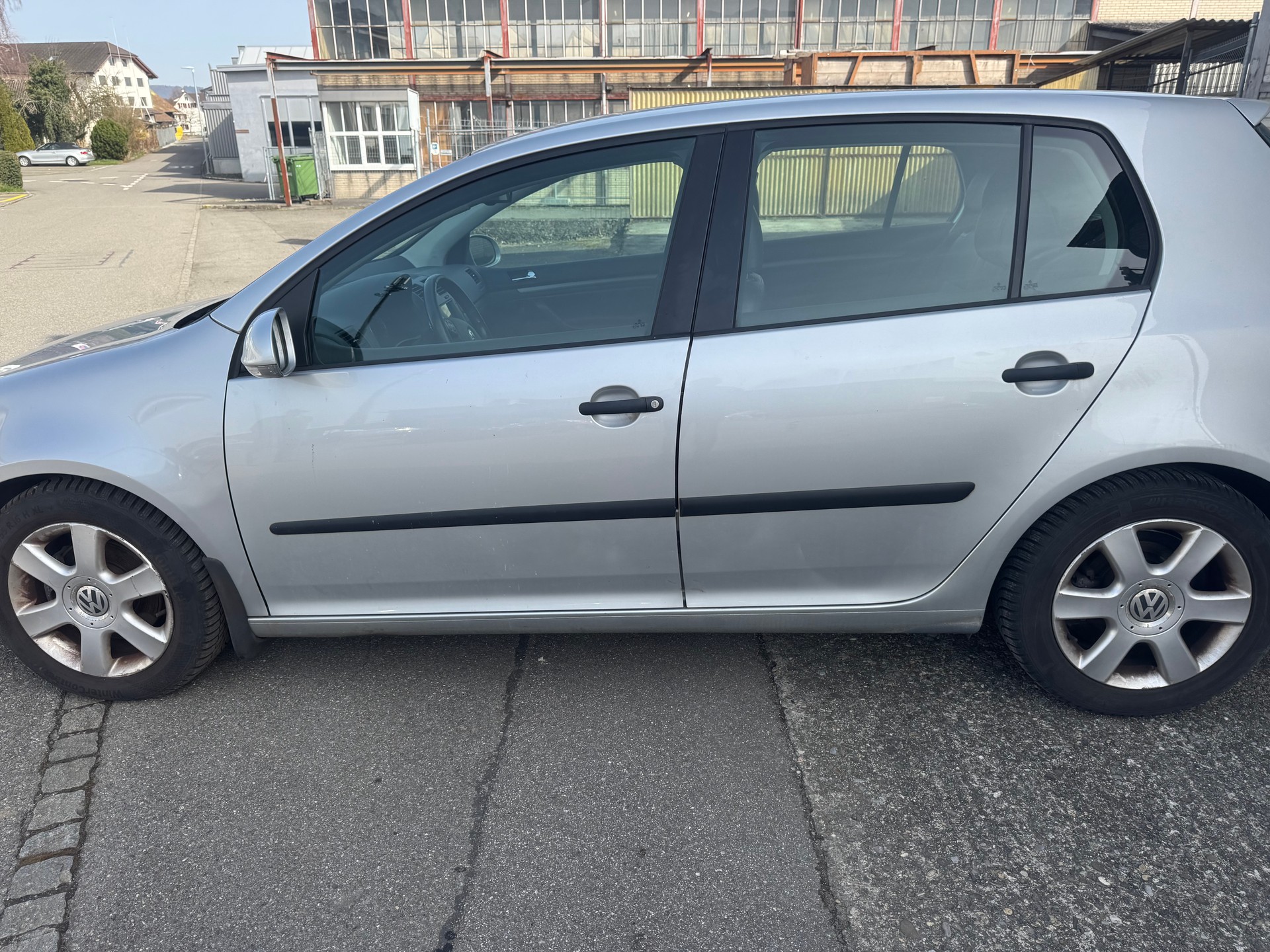 VW Golf 2.0 TDI Sportline-image-3