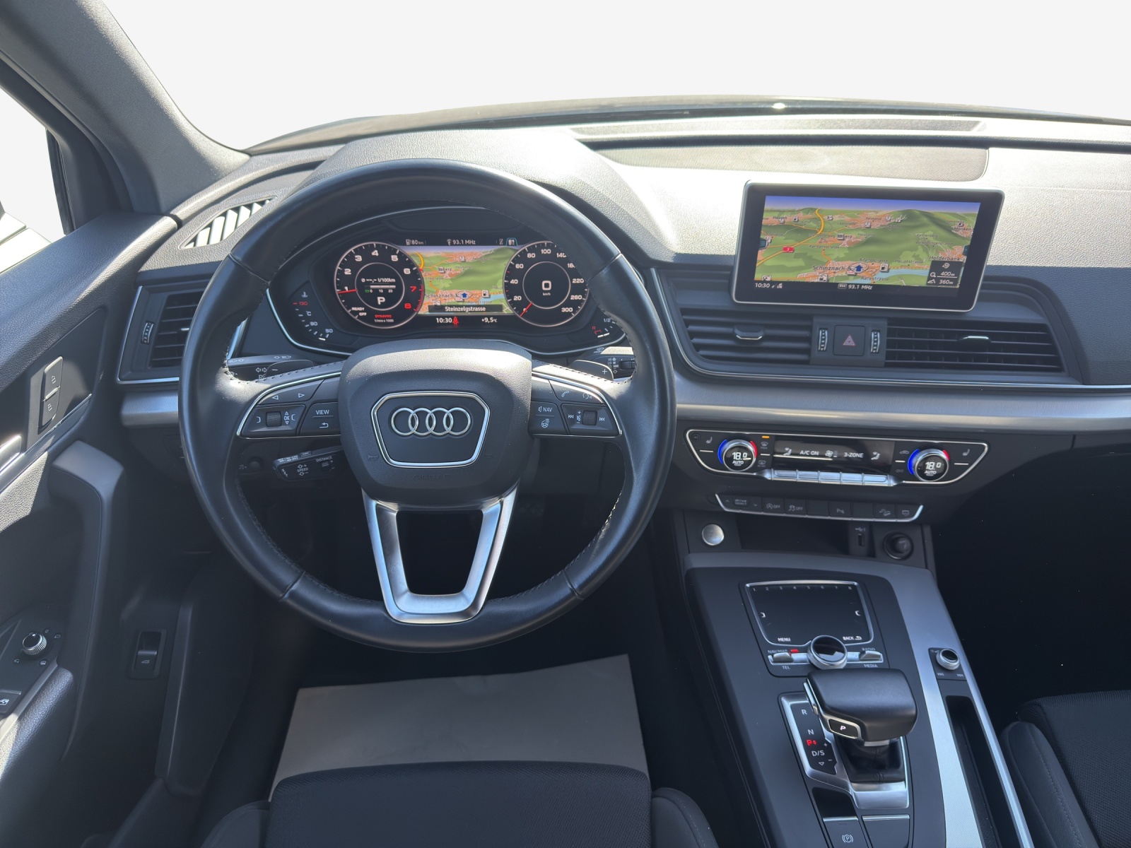 AUDI Q5 2.0 TFSI sport quattro S-tronic-image-8