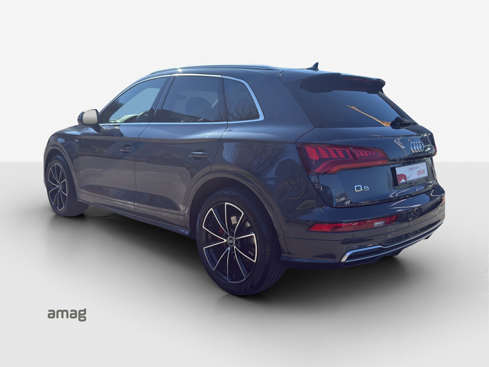 AUDI Q5 2.0 TFSI sport quattro S-tronic-image-2