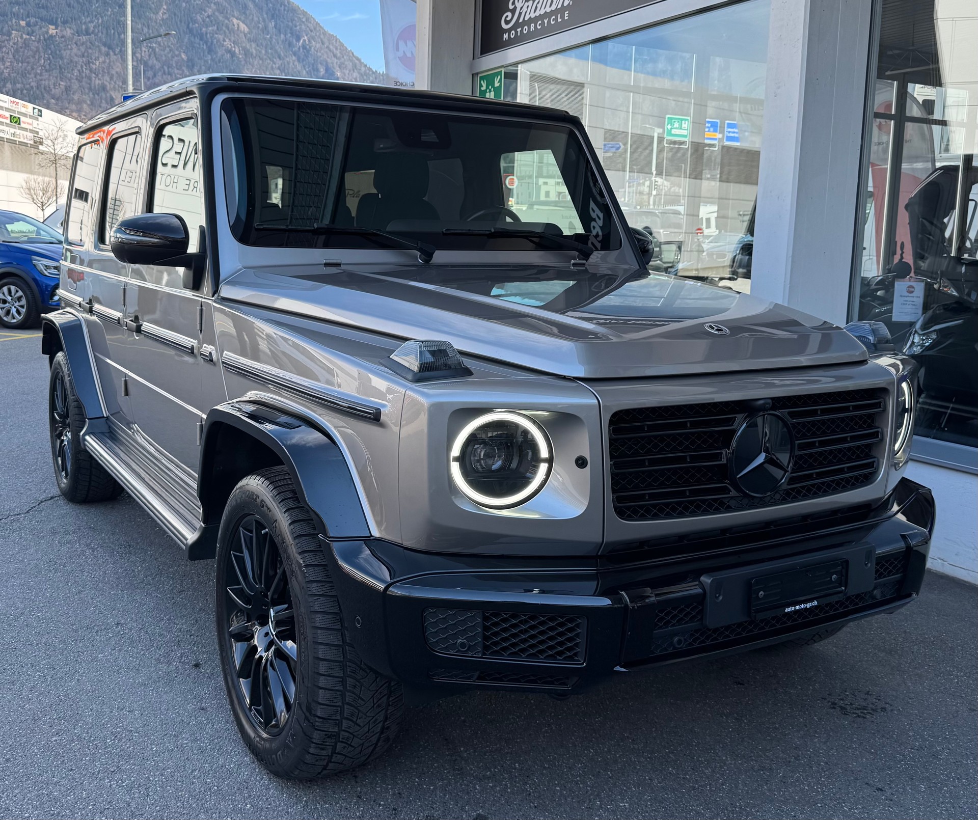 MERCEDES-BENZ G 500 AMG Line 9G-Tronic-image-0