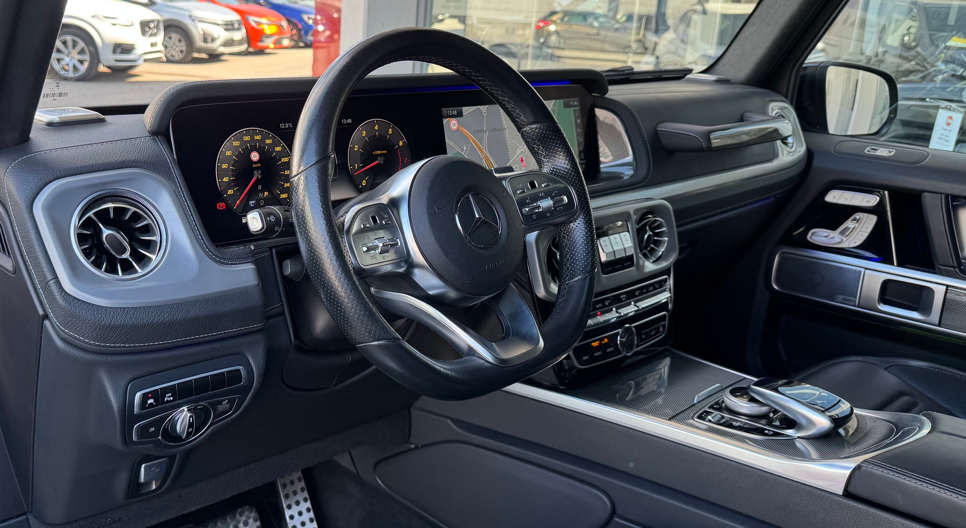 MERCEDES-BENZ G 500 AMG Line 9G-Tronic-image-6